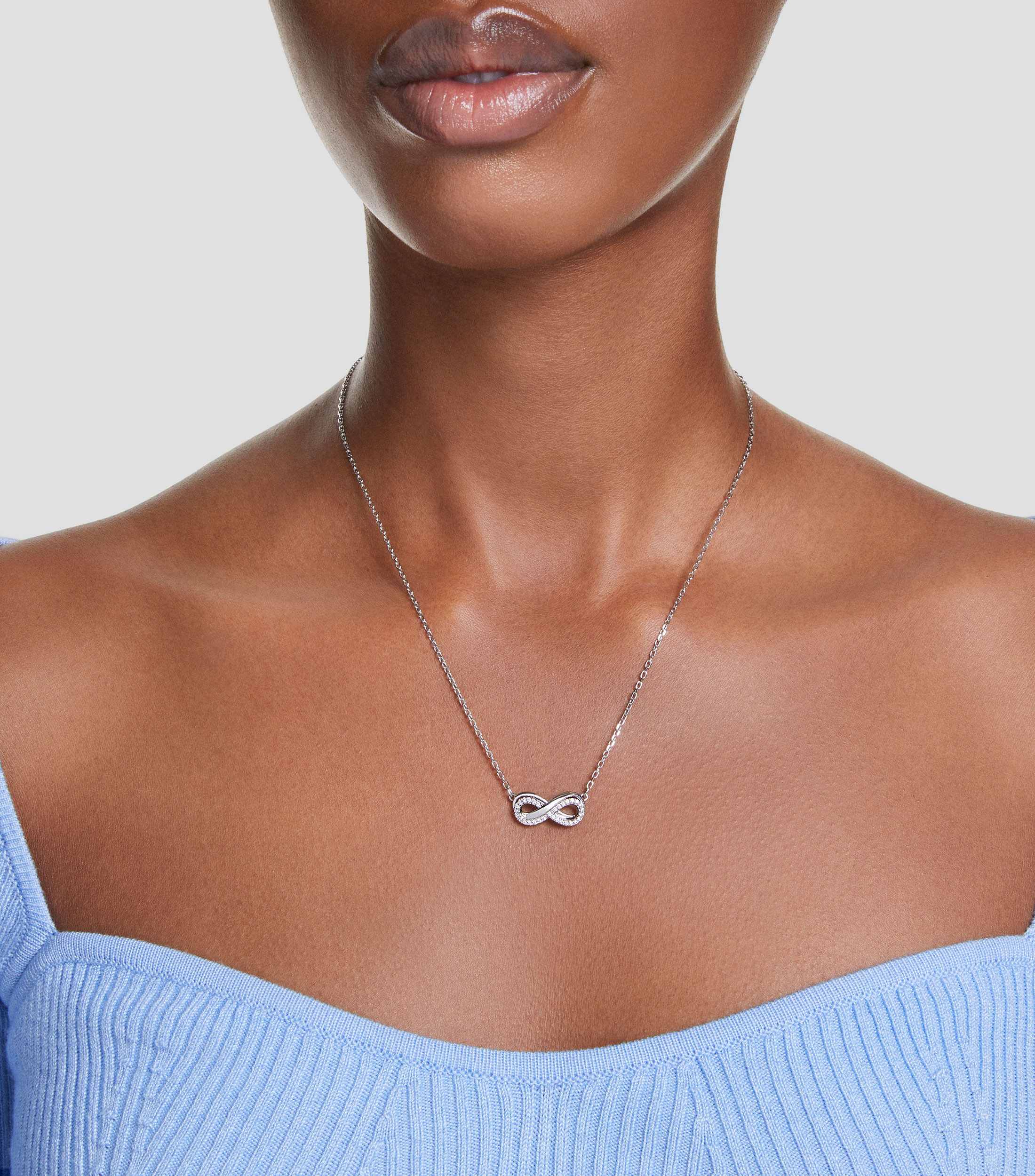 Collar con dije Simbolo del infinito Hyperbola Mujer