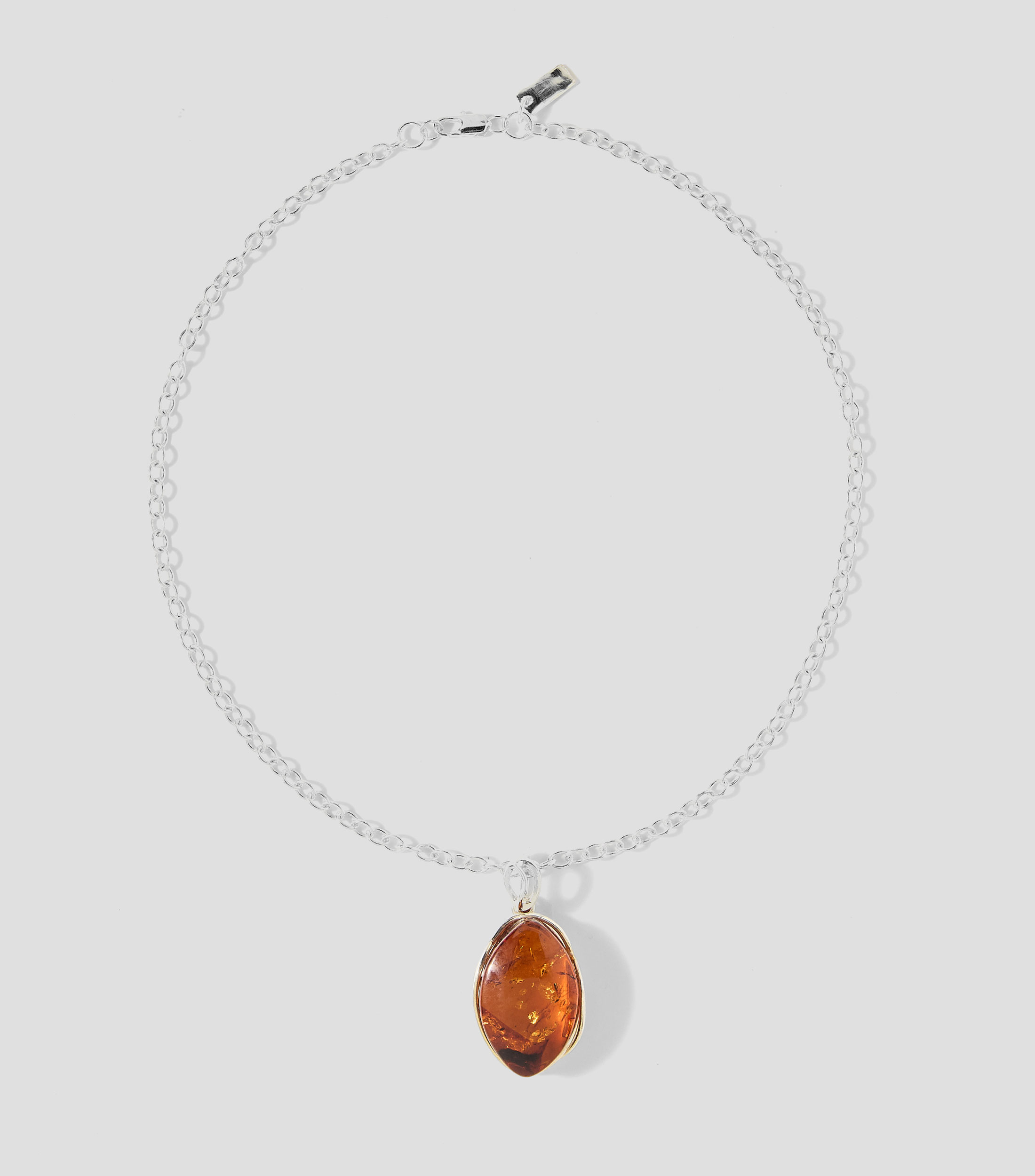 Dije con cadena en ámbar báltico Mujer