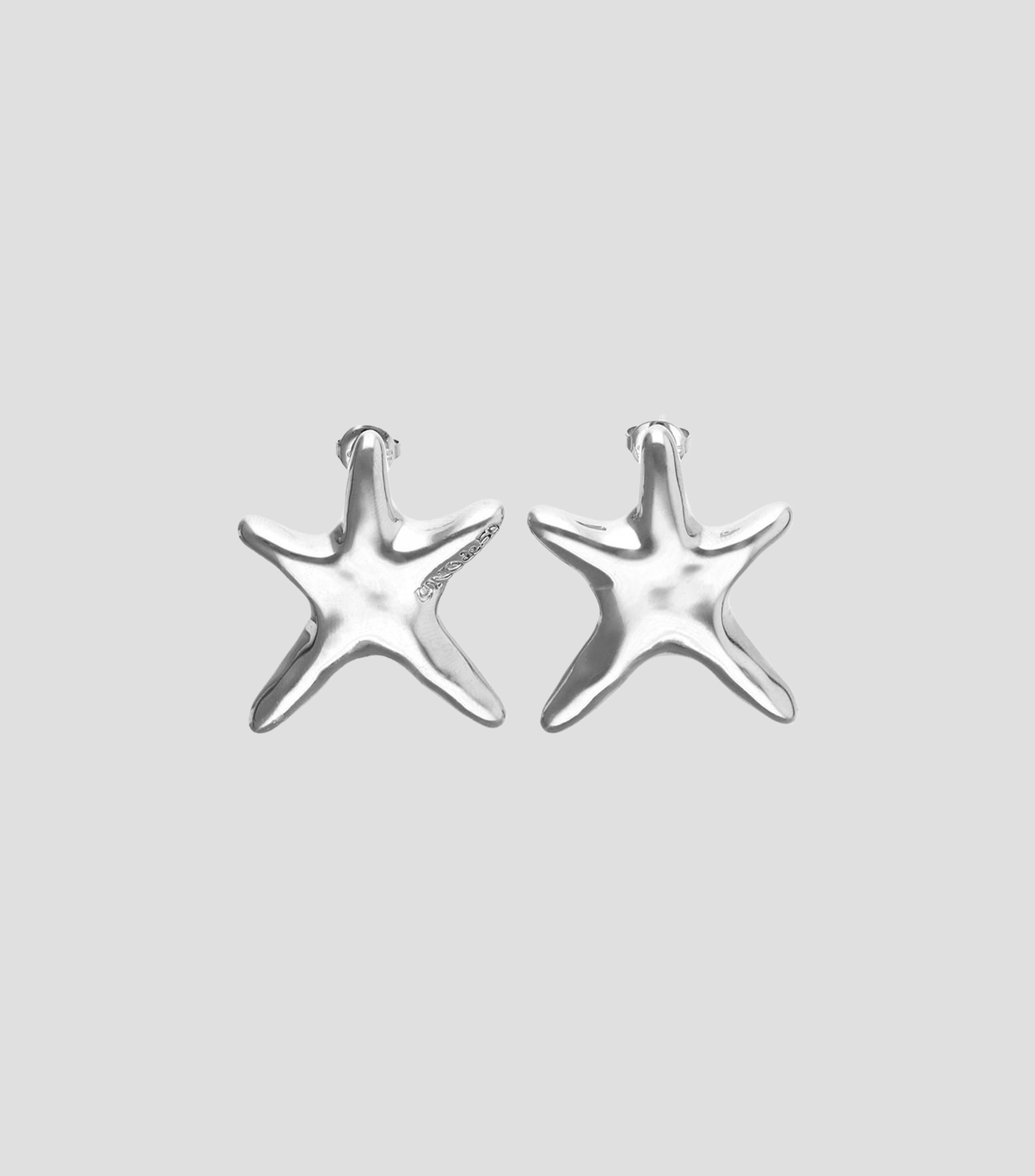 Aretes medianos estrella Arcadia Mujer