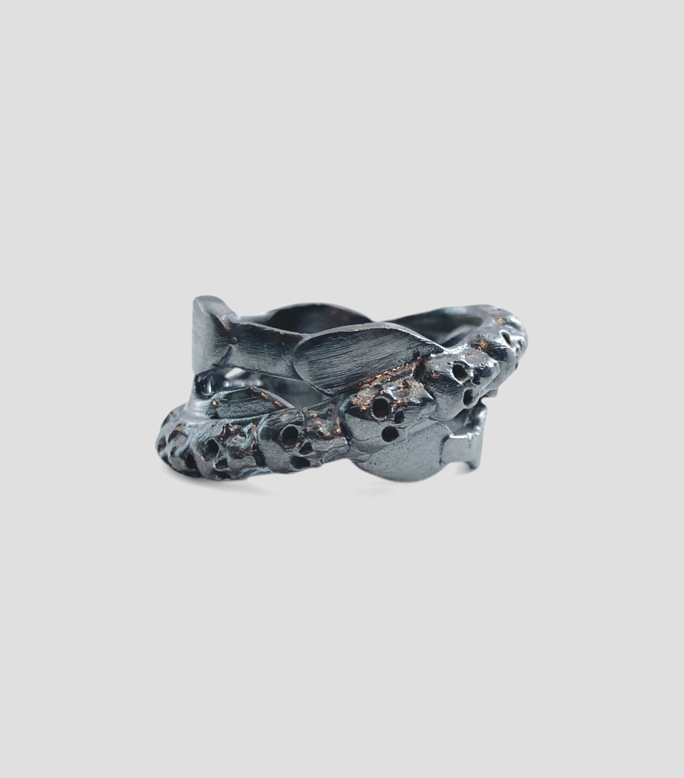 Anillo en plata .925 con calaveras Unisex