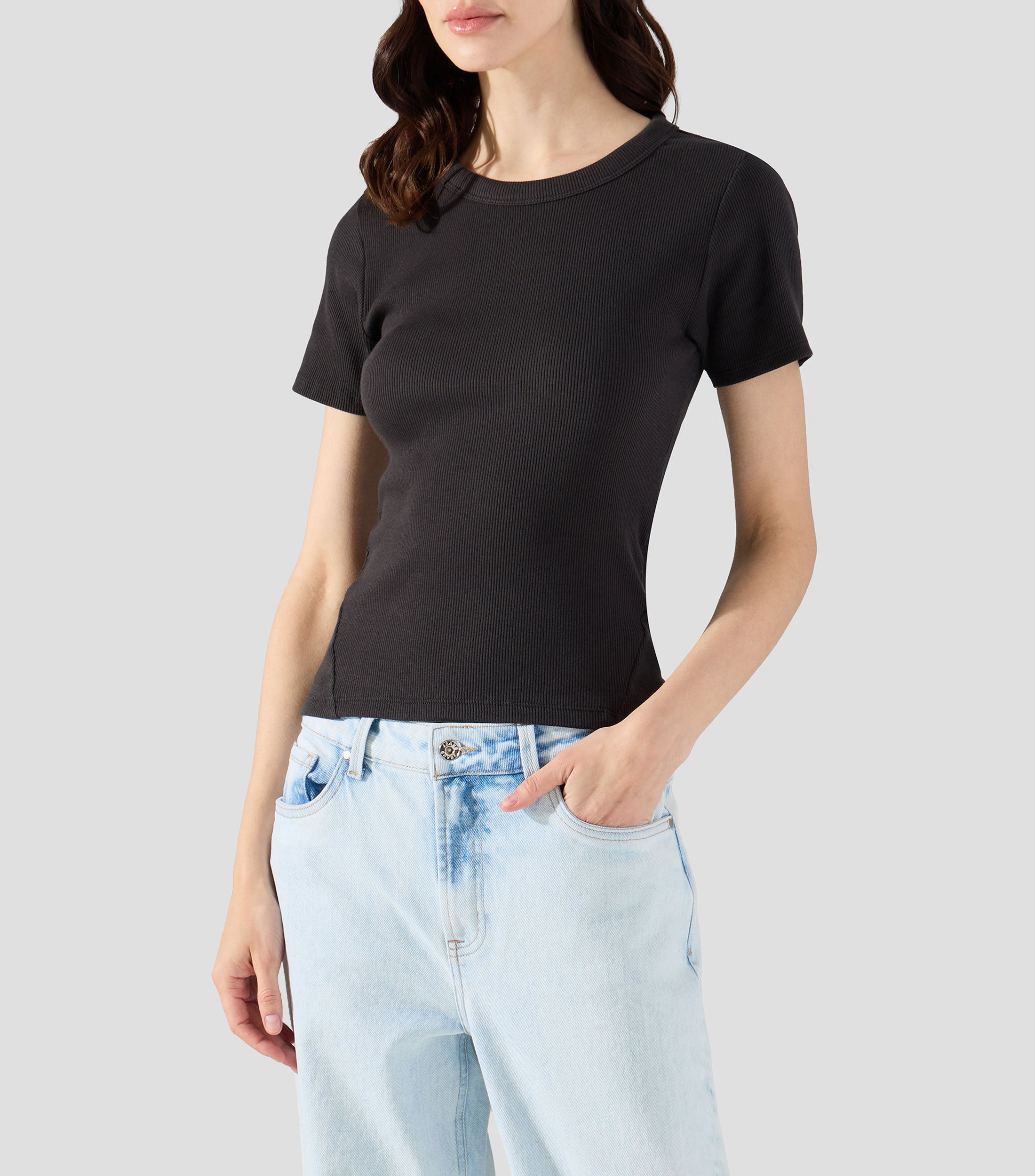 Playera cuello redondo manga corta lisa Mujer