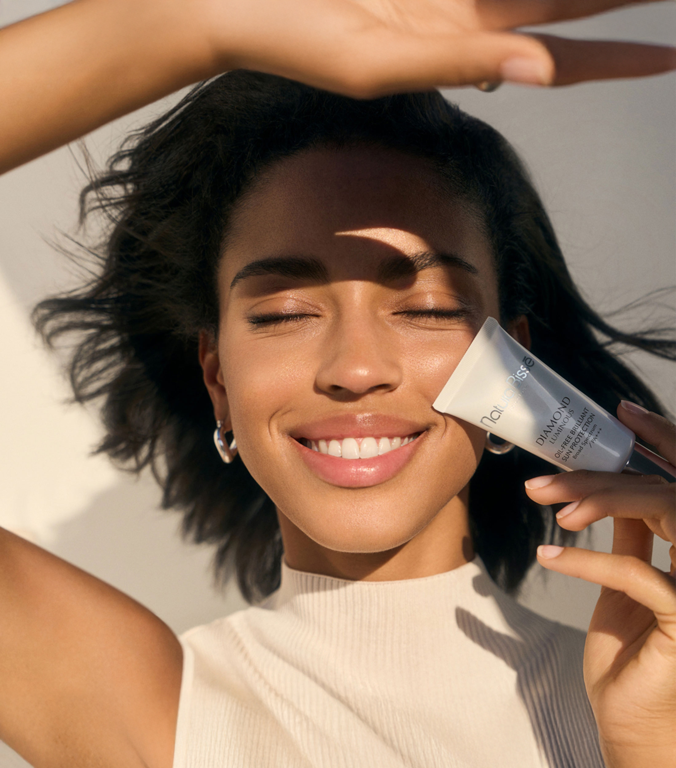 Protector Solar Diamond SPF 50 PA+++ Oil-Free Brilliant, 30 ml