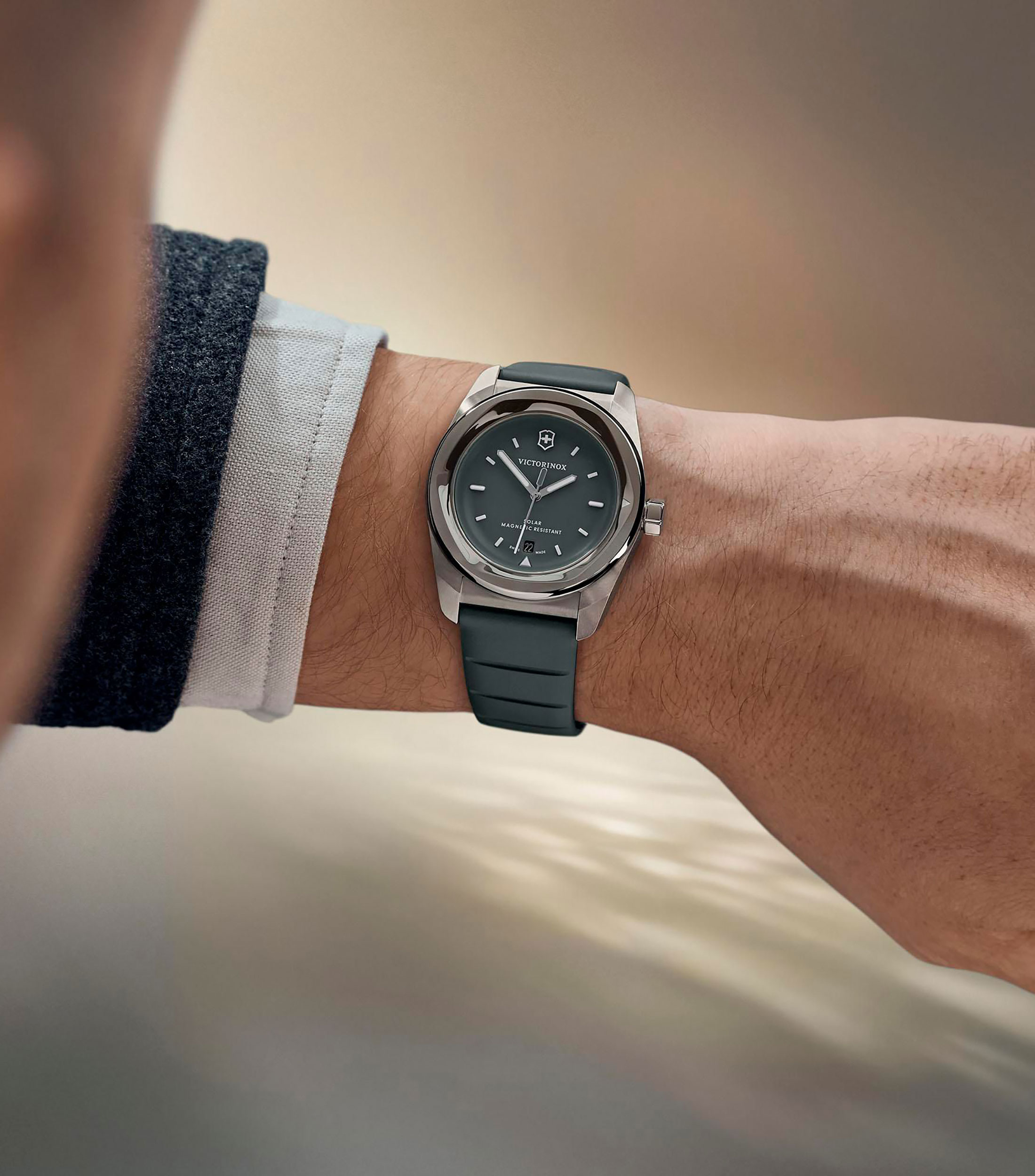 Reloj Unisex Concept One Casual Gris, Plateado