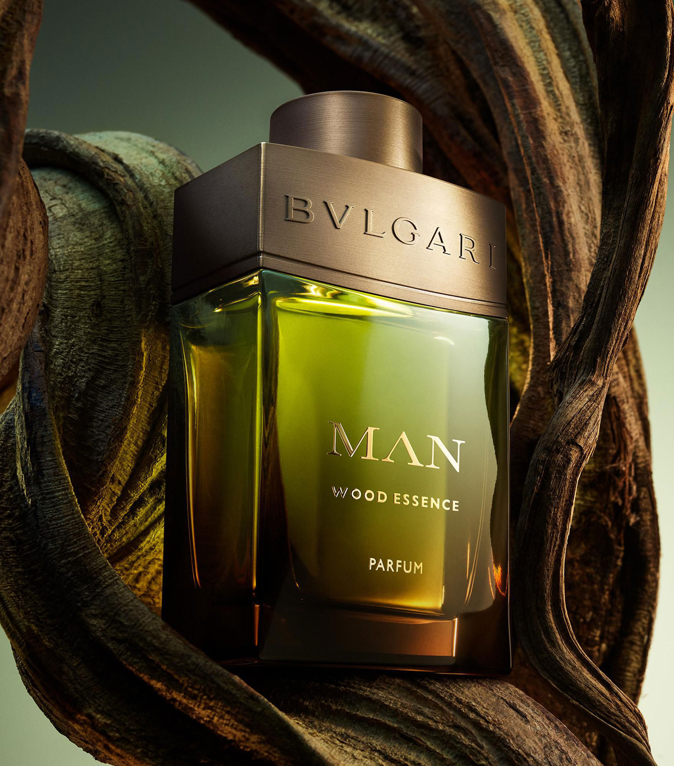Perfume MAN Wood Essence Parfum, 100 ml para Hombre