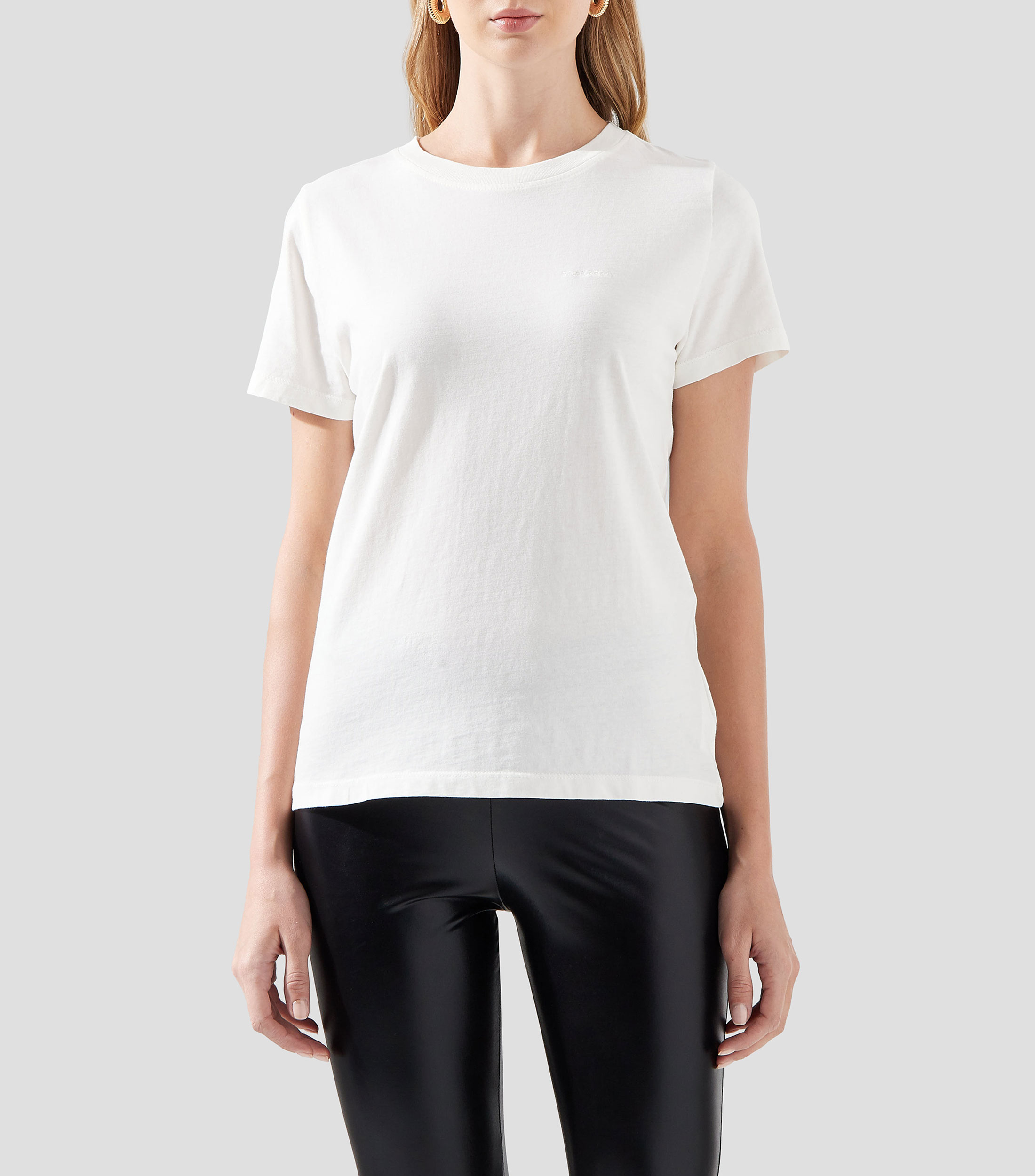 Playera cuello redondo manga corta lisa Mujer