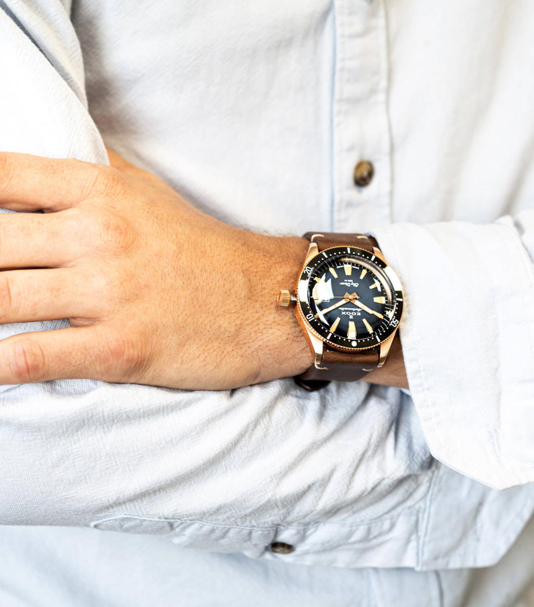 Reloj para Hombre SkyDiver Edicion Especial, Dorado y Cafe