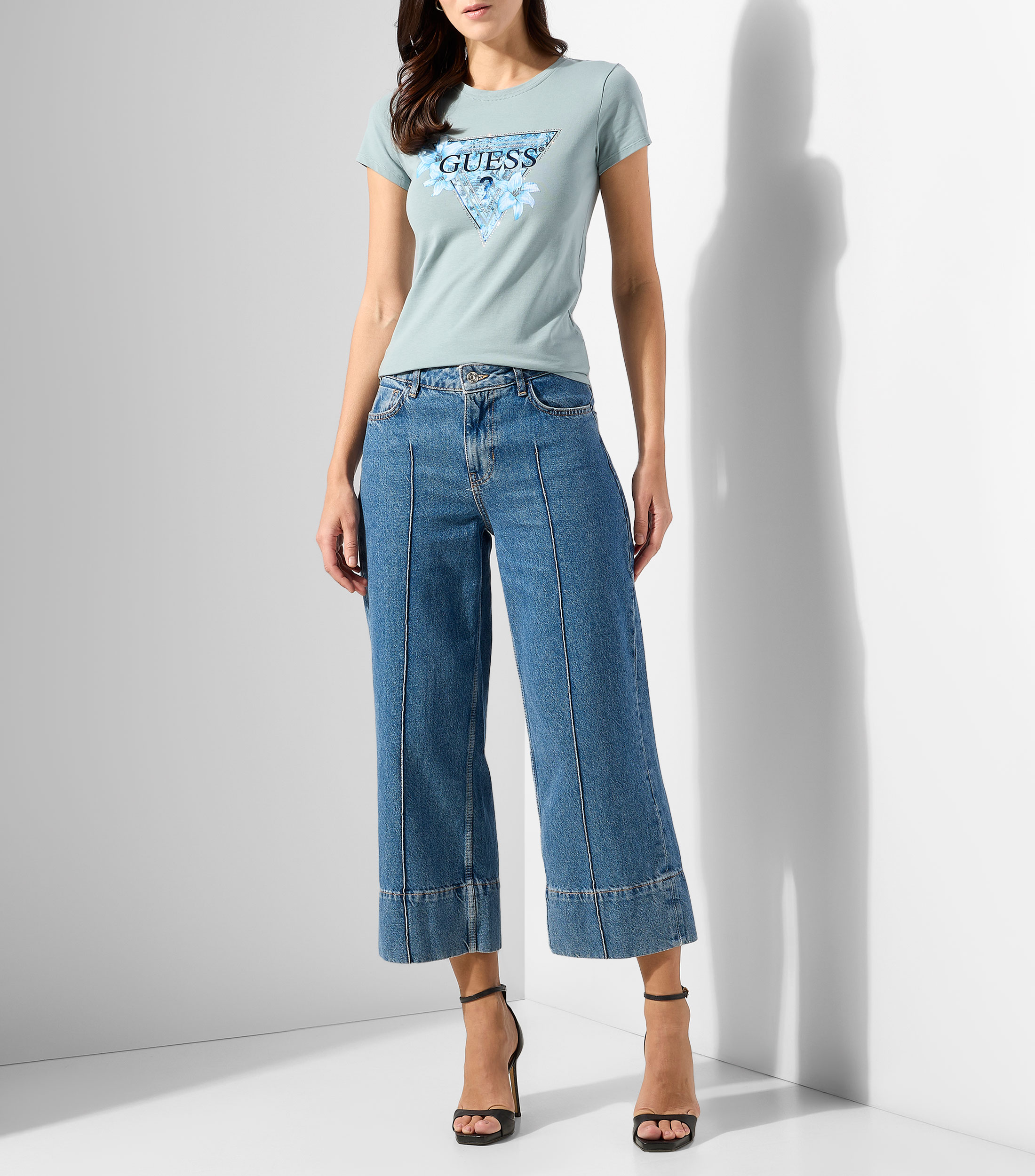 Playera cuello redondo manga corta estampada Mujer
