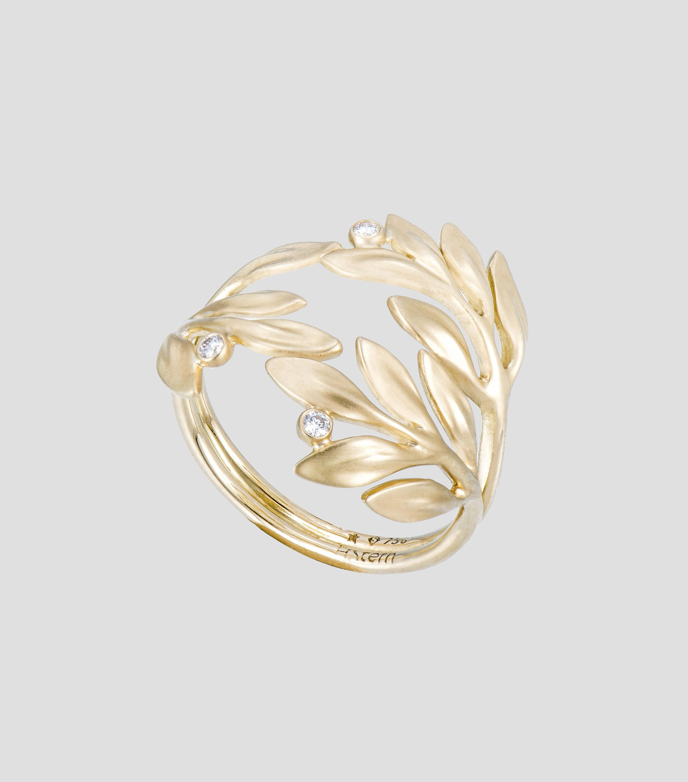 Anillo en oro amarillo de 18 kilates con diamantes Mujer
