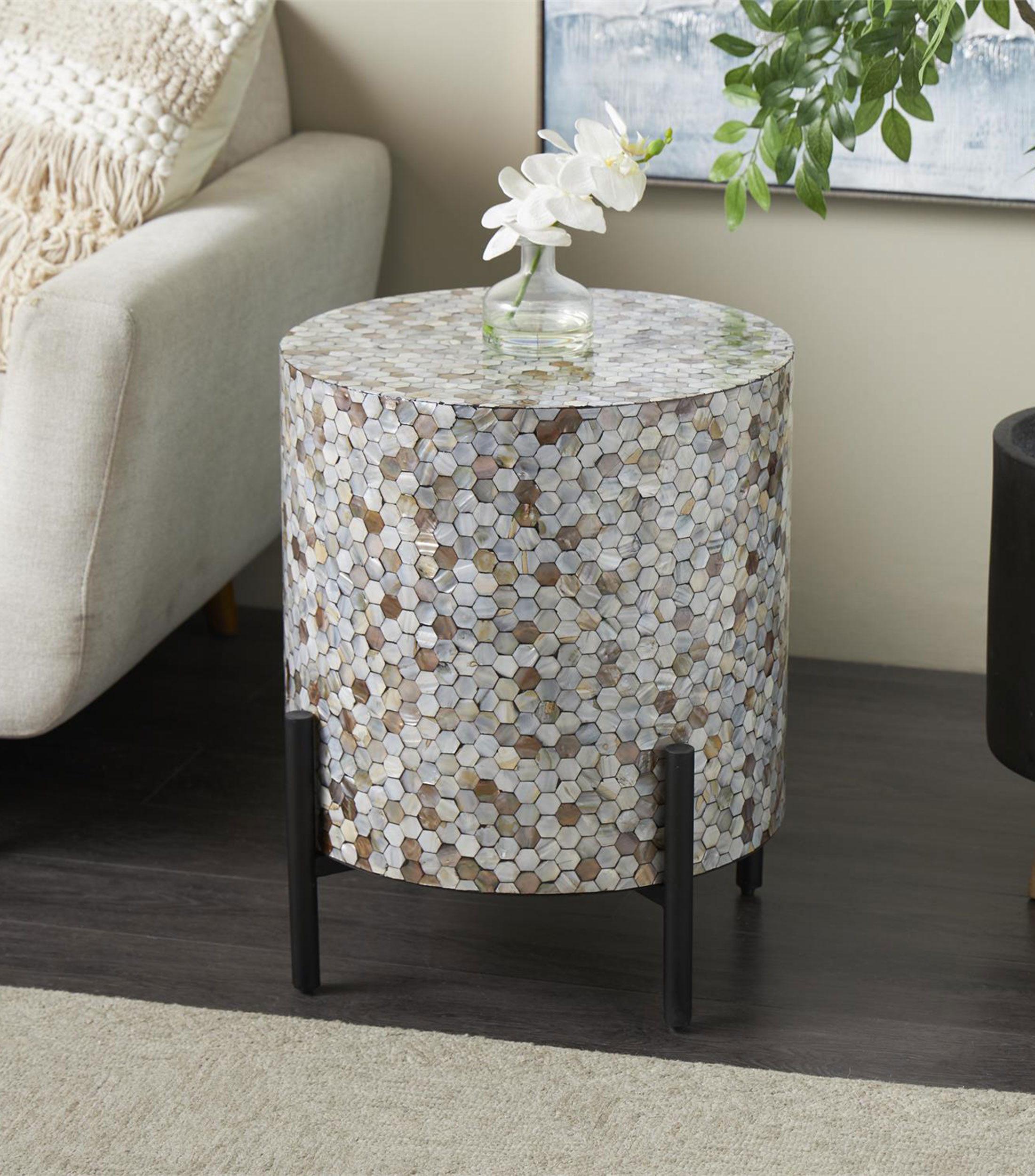 Mesa auxiliar en concha nácar y metal multicolor