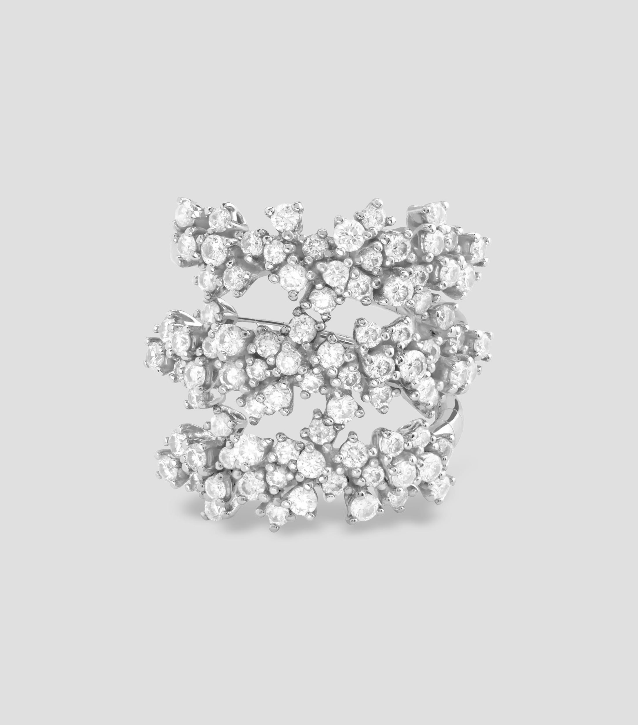 Anillo en oro blanco de 18 kilates Mimosa con diamantes Mujer