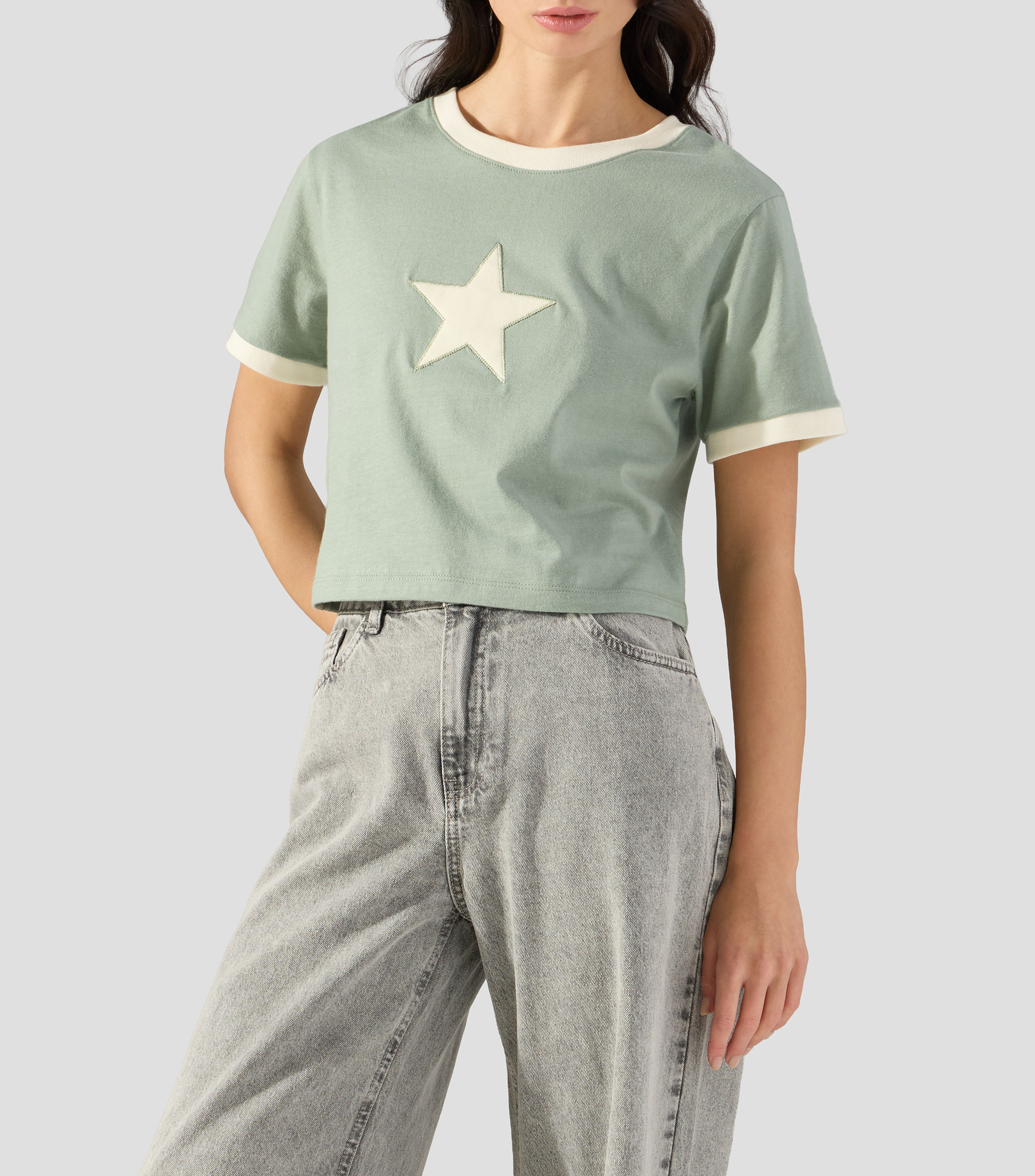 Playera cuello redondo manga corta fantasía Mujer