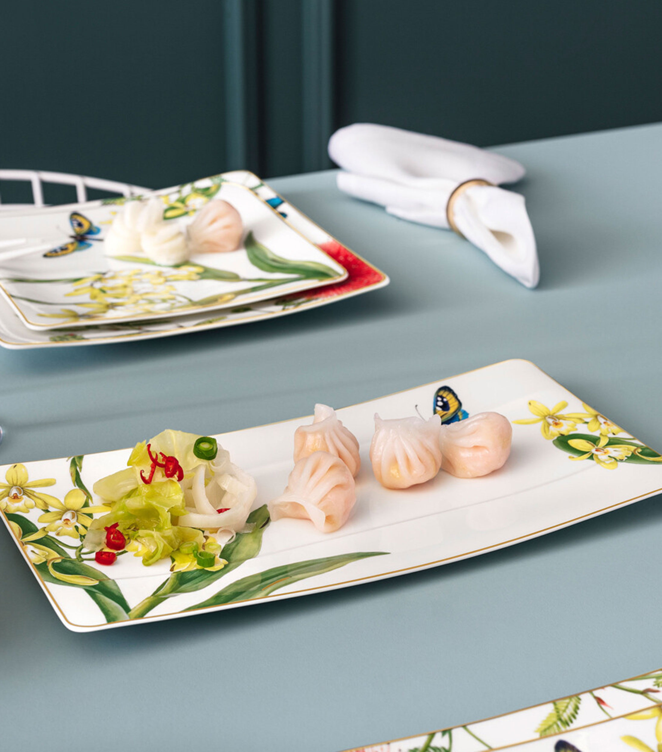 Plato para servir Amazonia en porcelana