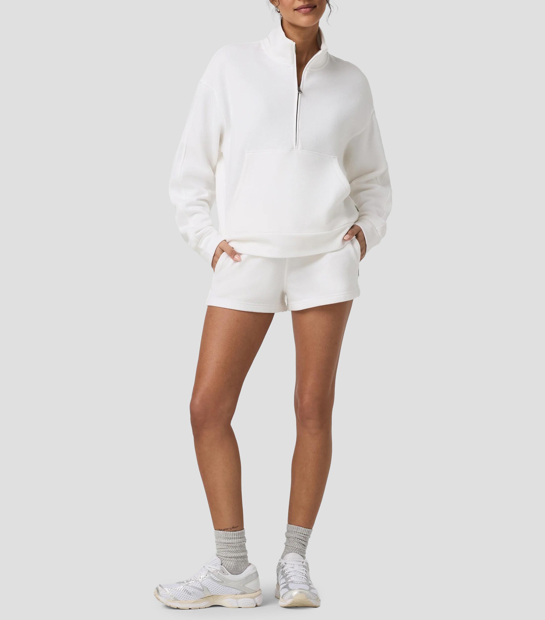 Short liso Mujer
