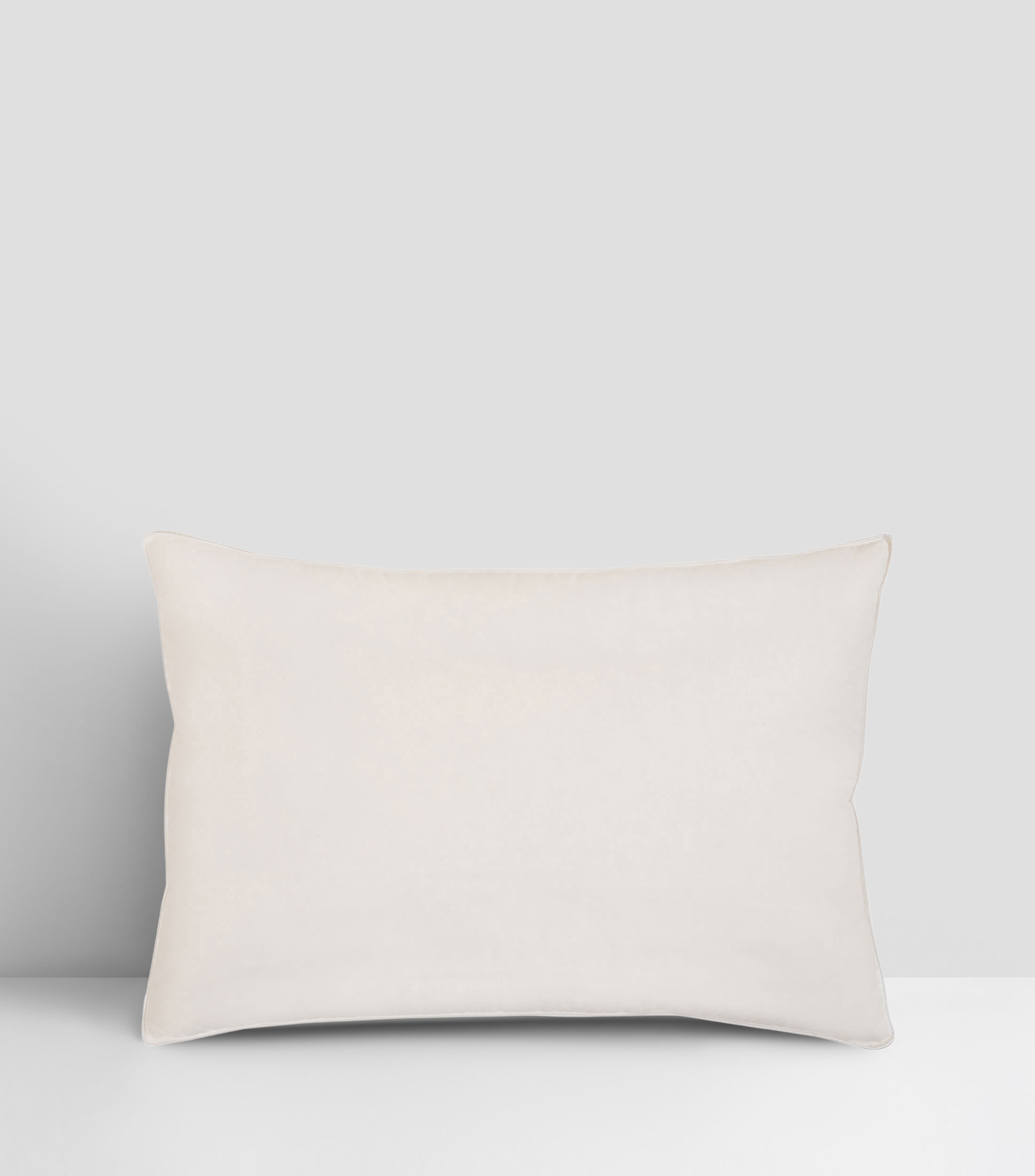 Almohada Estándar Everest blanca