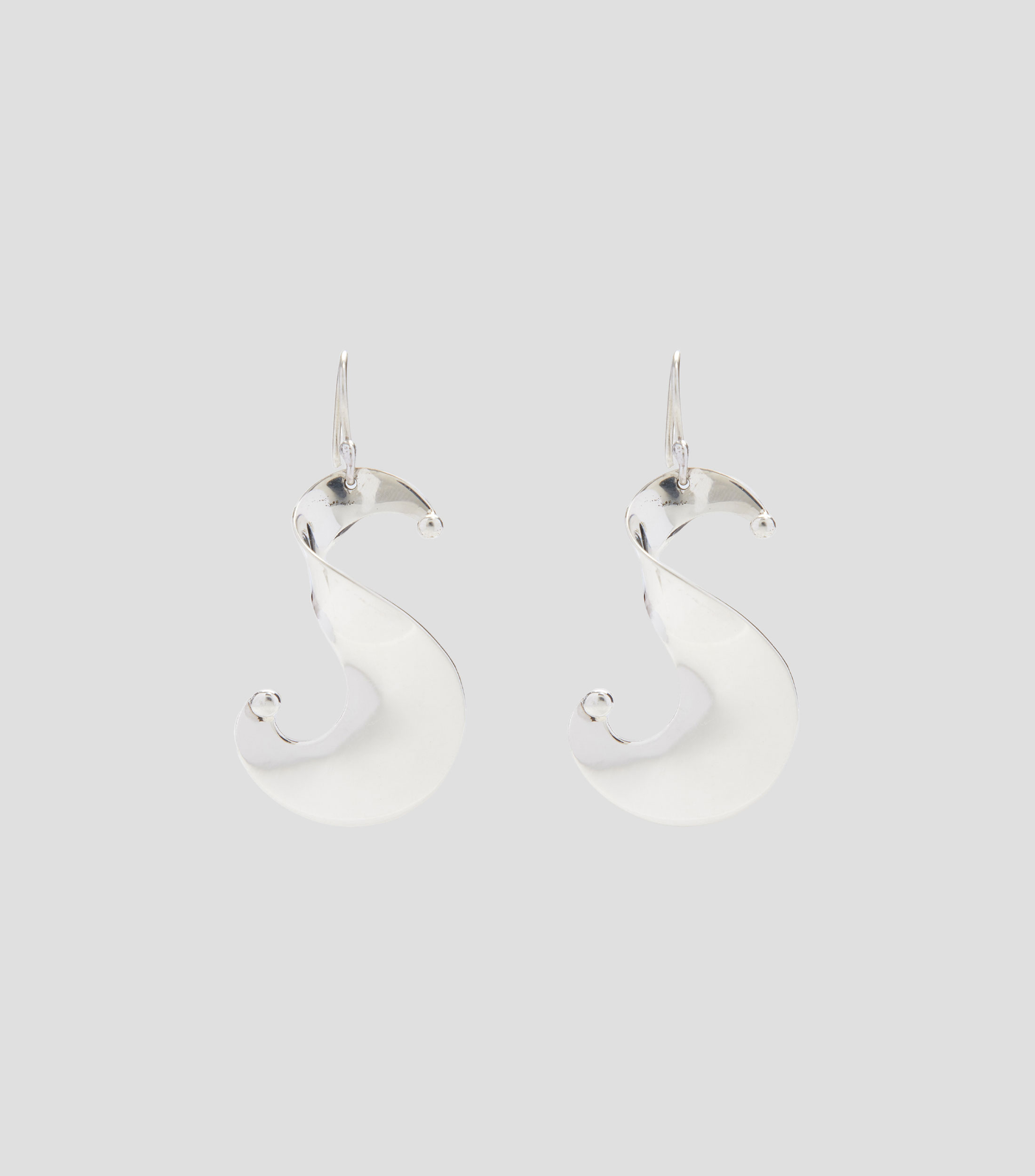 Aretes S en plata .925 Mujer