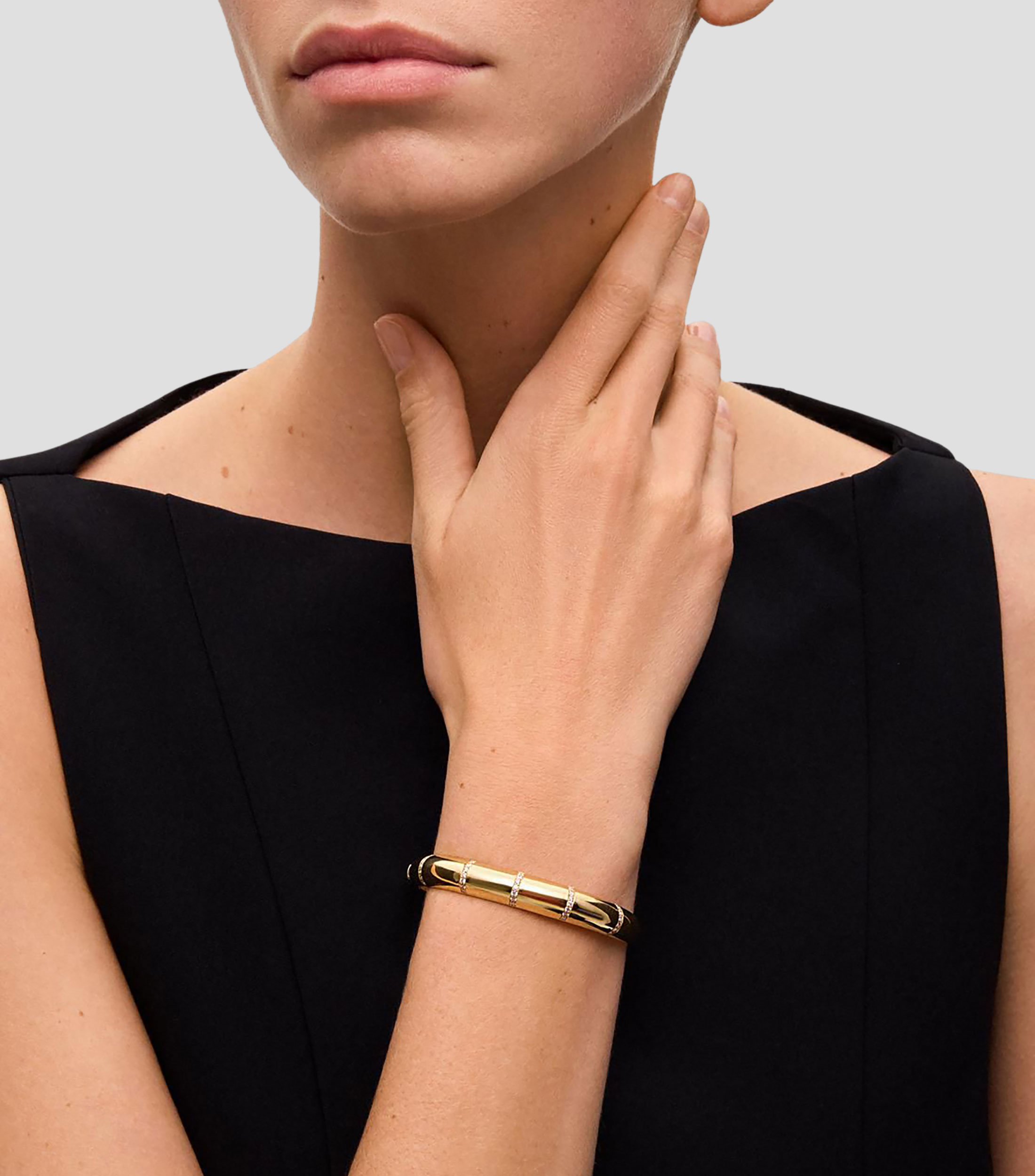 Brazalete rígido en oro amarillo 18 kilates con diamantes Elipse Mujer