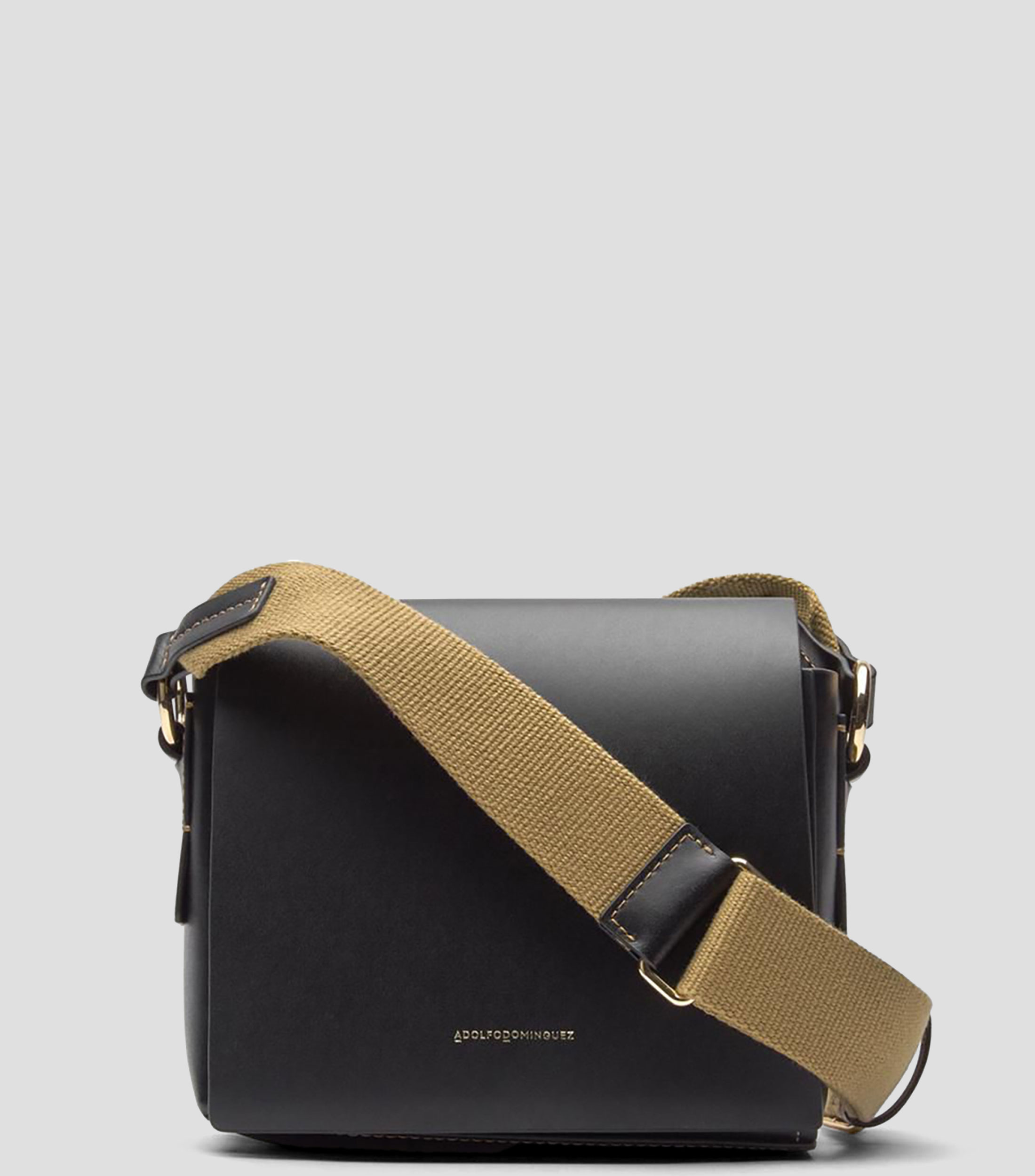 Bolsa crossbody en piel lisa Mujer