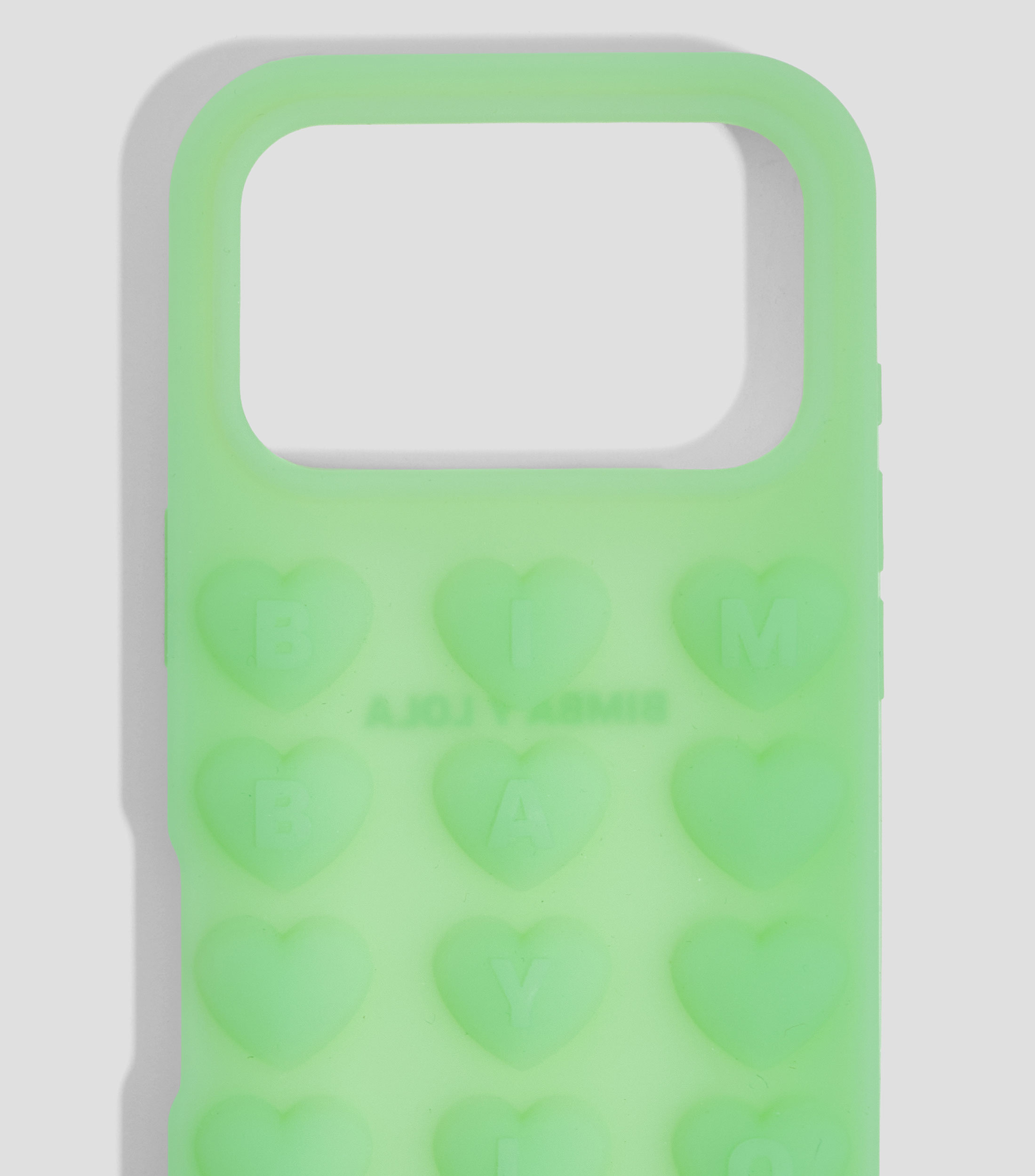 Funda para iPhone 17 Pro con corazones