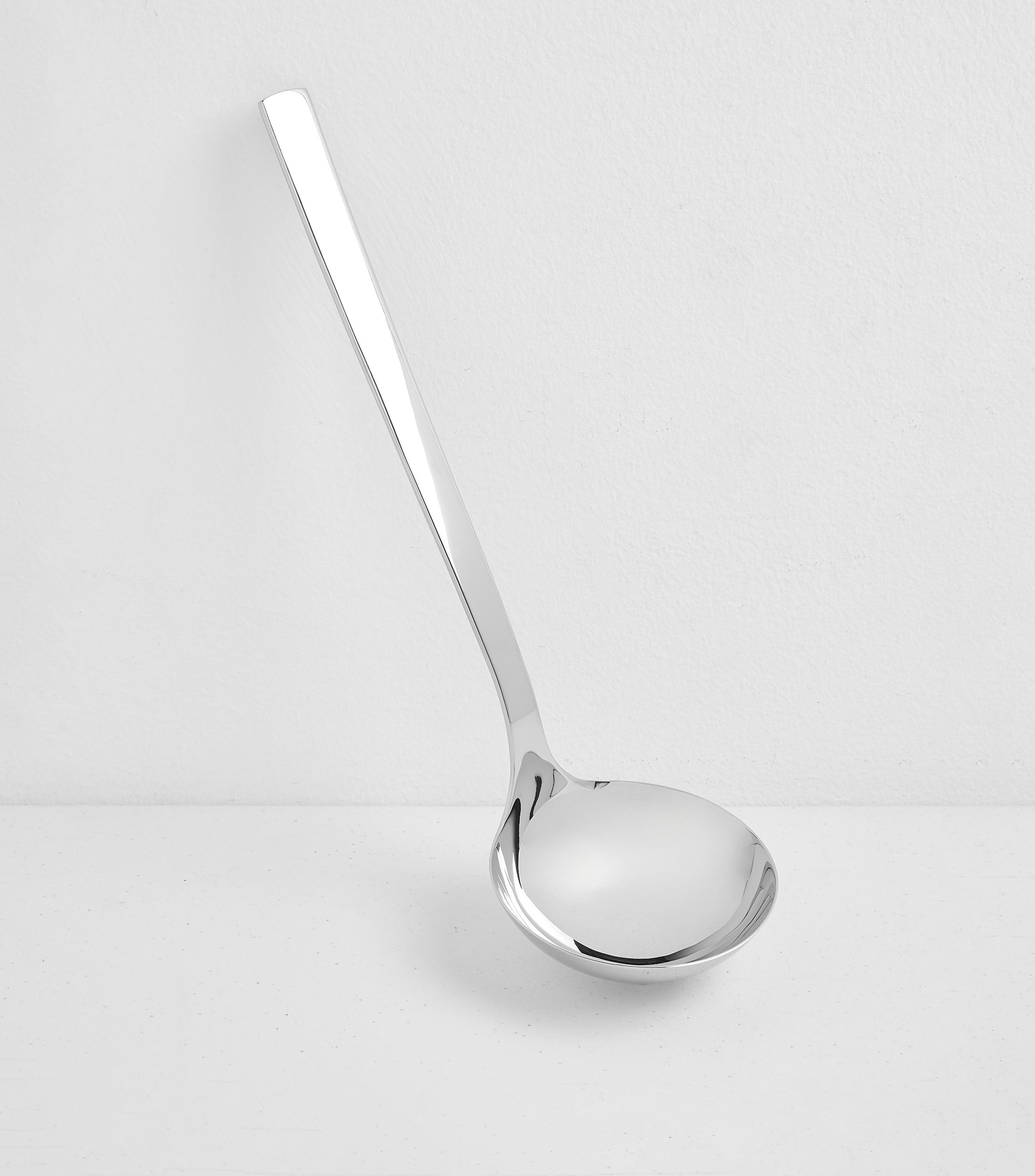 Cucharón Nuova en acero inoxidable