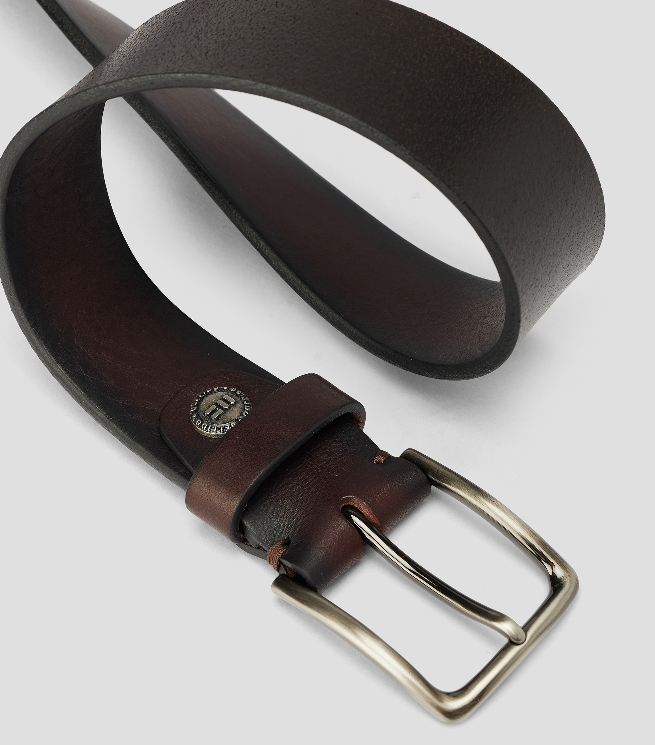 Cinturón en piel vacuna casual Hombre