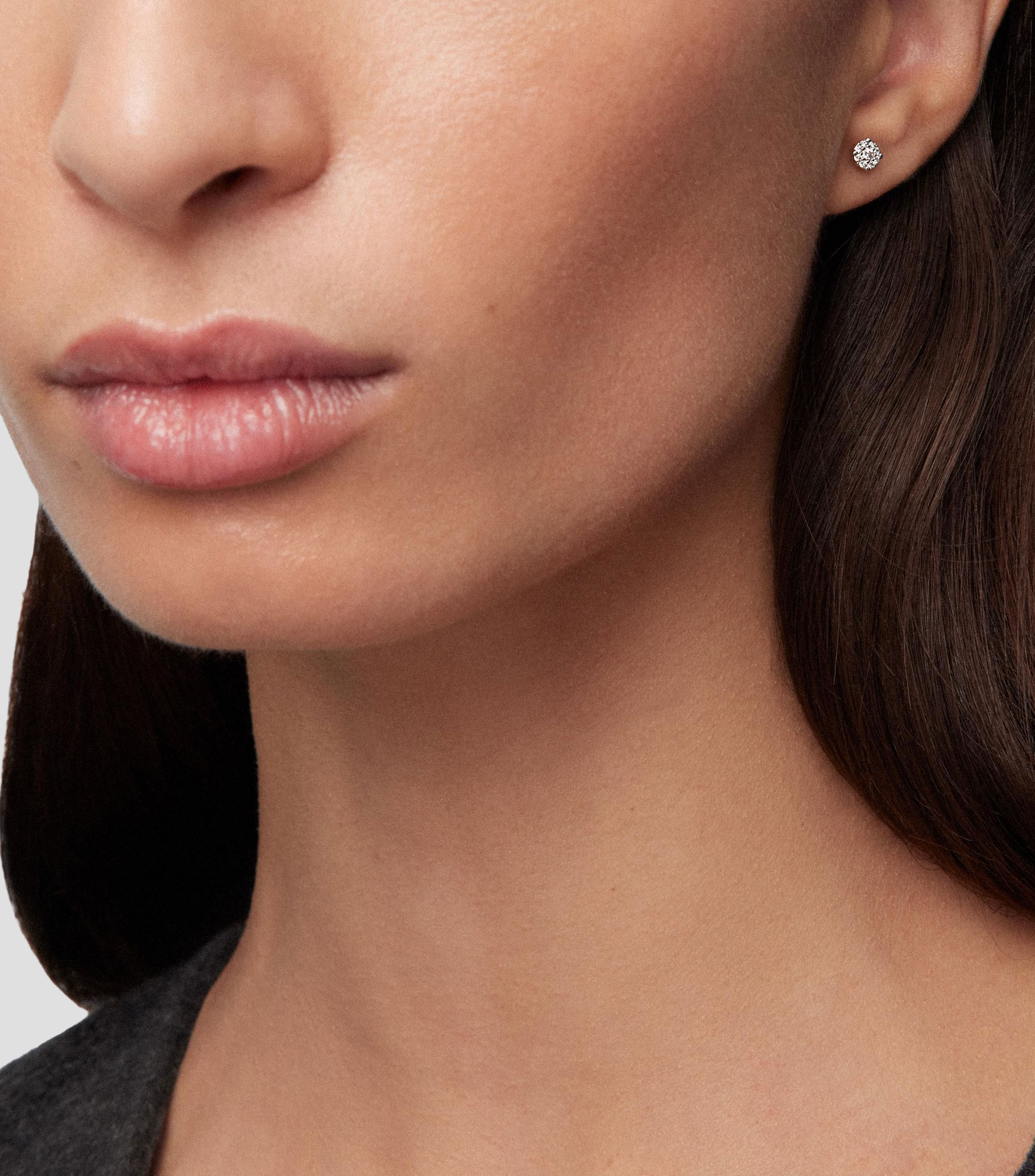 Aretes en oro blanco 18 Kilates con diamantes Mujer
