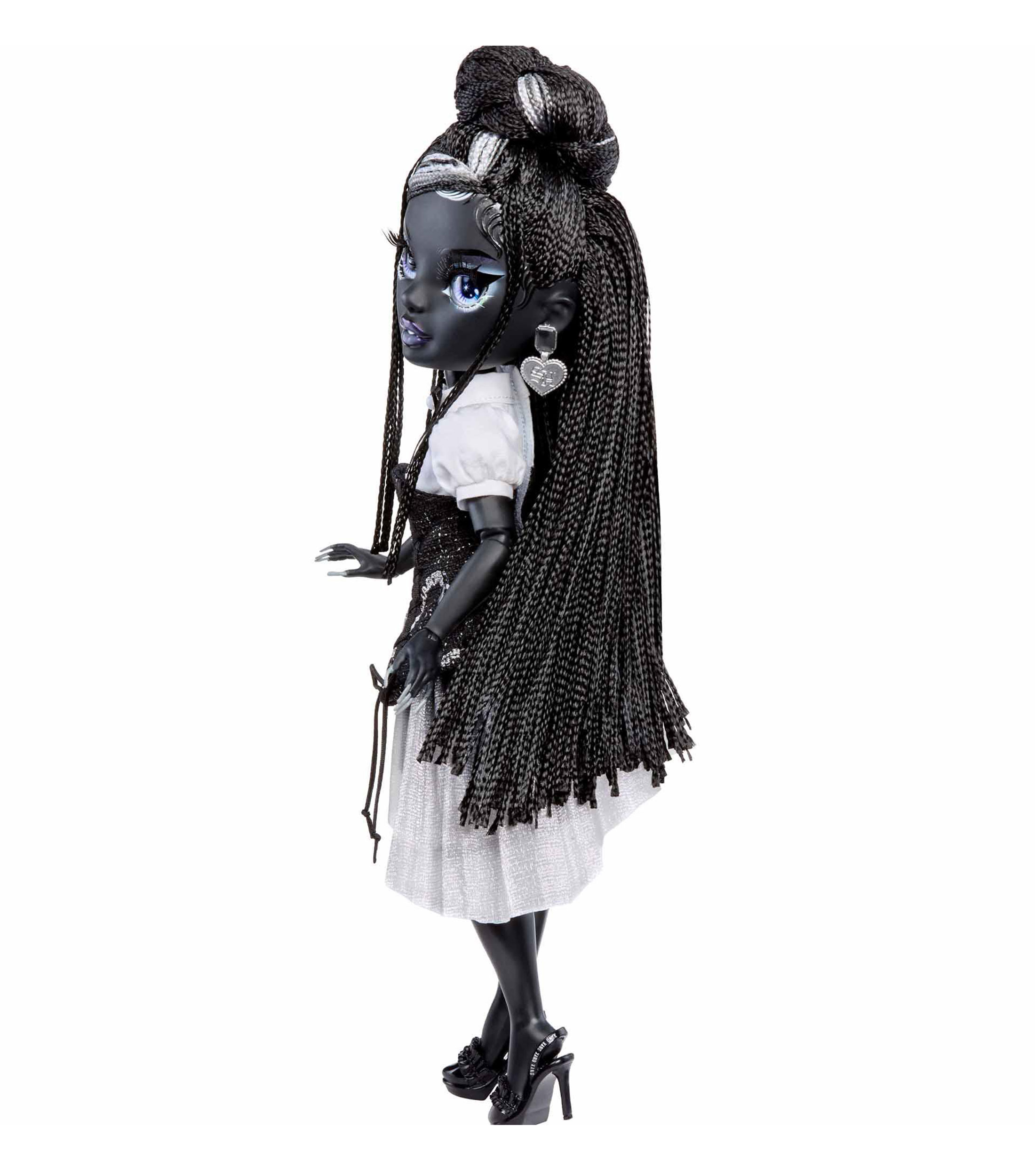 Muñeca Shadow High Deluxe Shanelle Onix