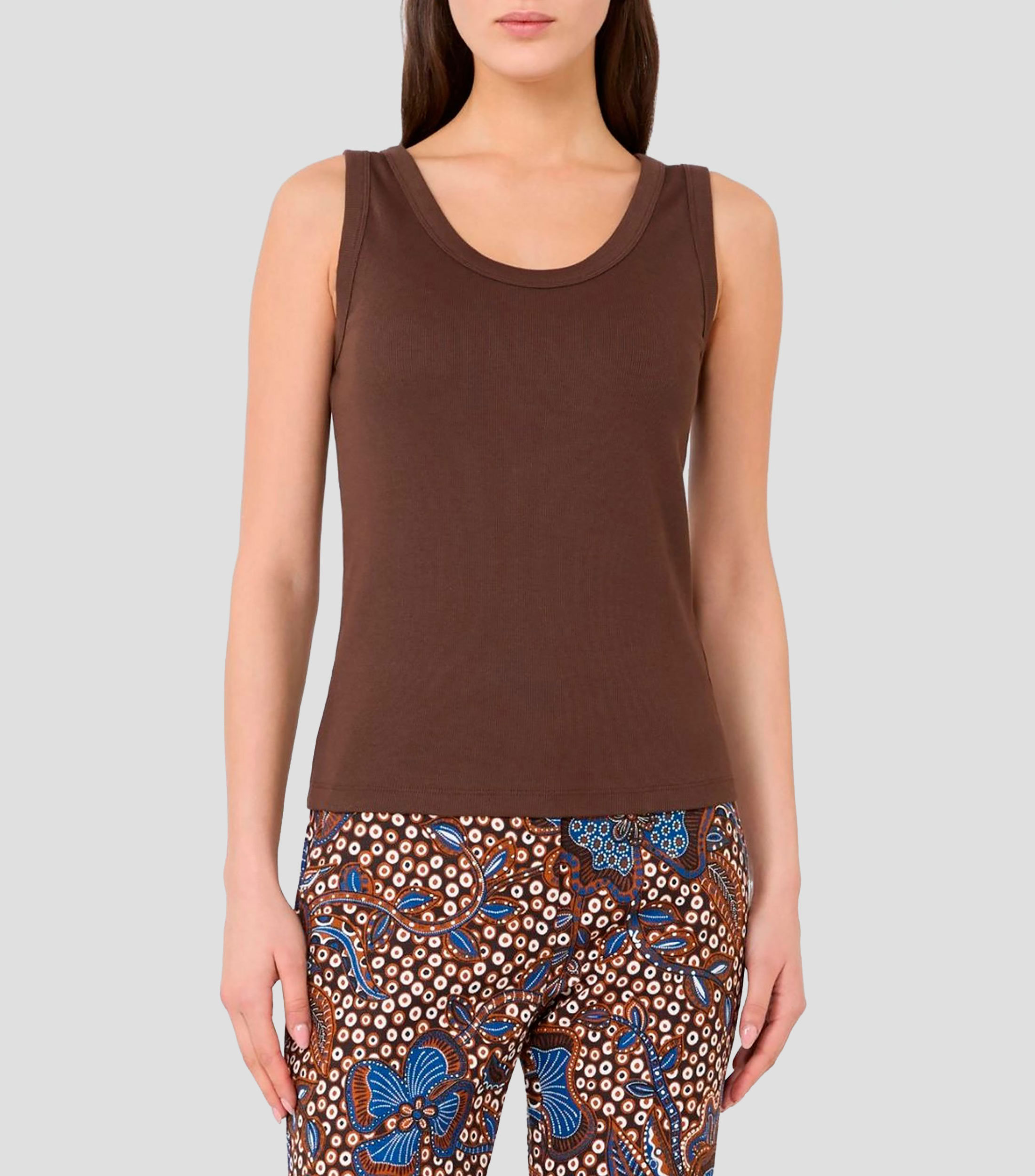 Blusa lisa sin mangas Mujer