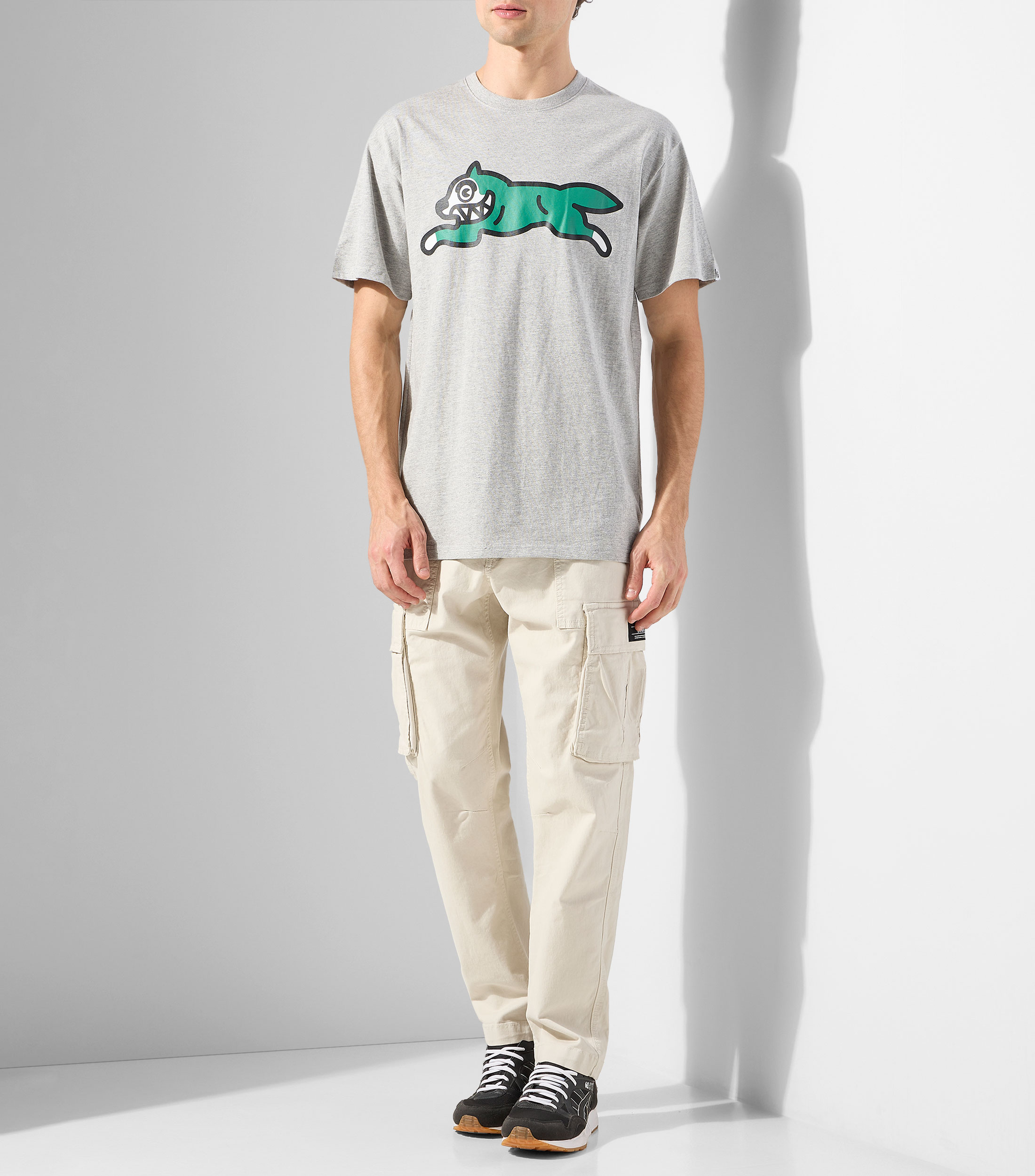 Playera de cuello redondo con manga corta estampada Hombre