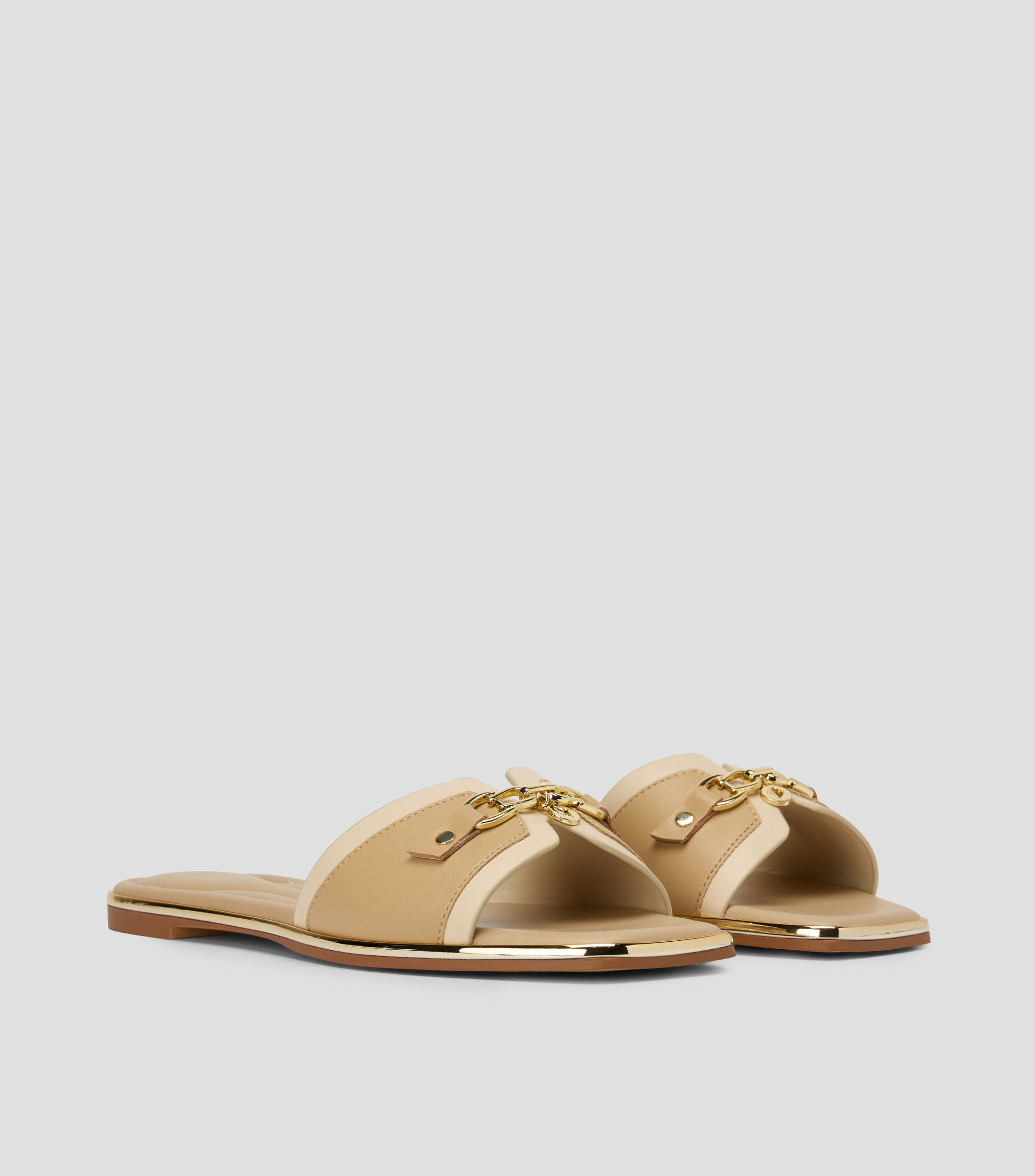Sandalias planas Alamassi Mujer