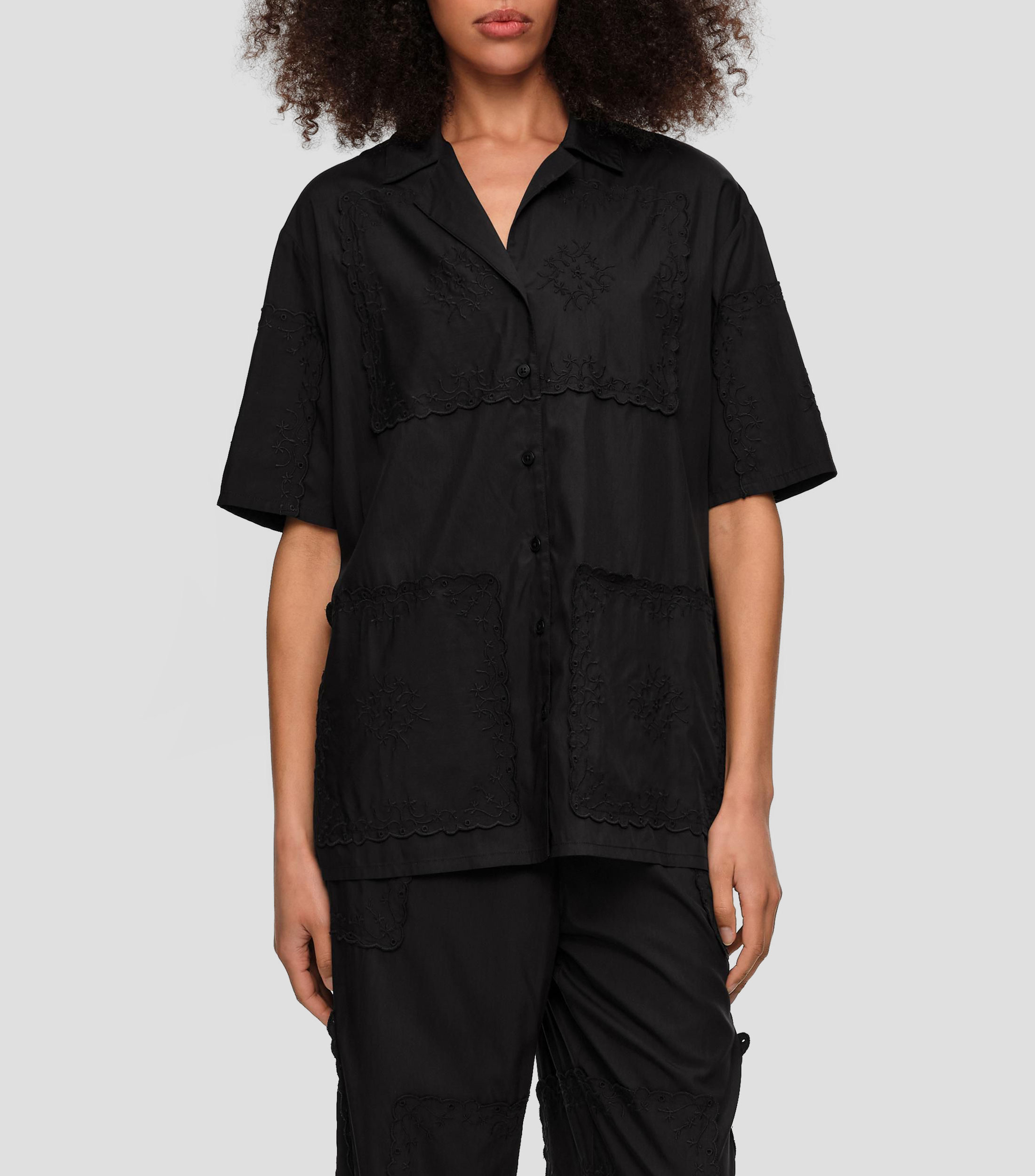 Blusa lisa con detalle decorativo Mujer