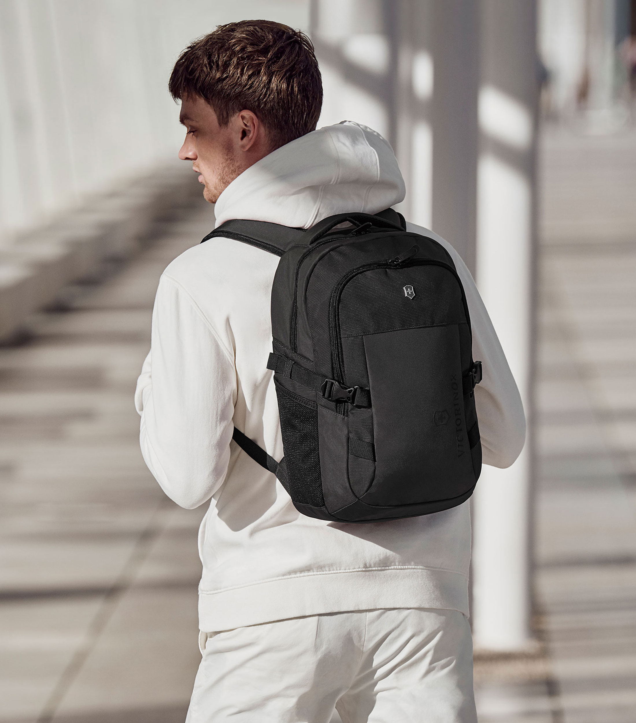 Mochila para MacBook Pro 13" VX Sport EVO Compact Hombre