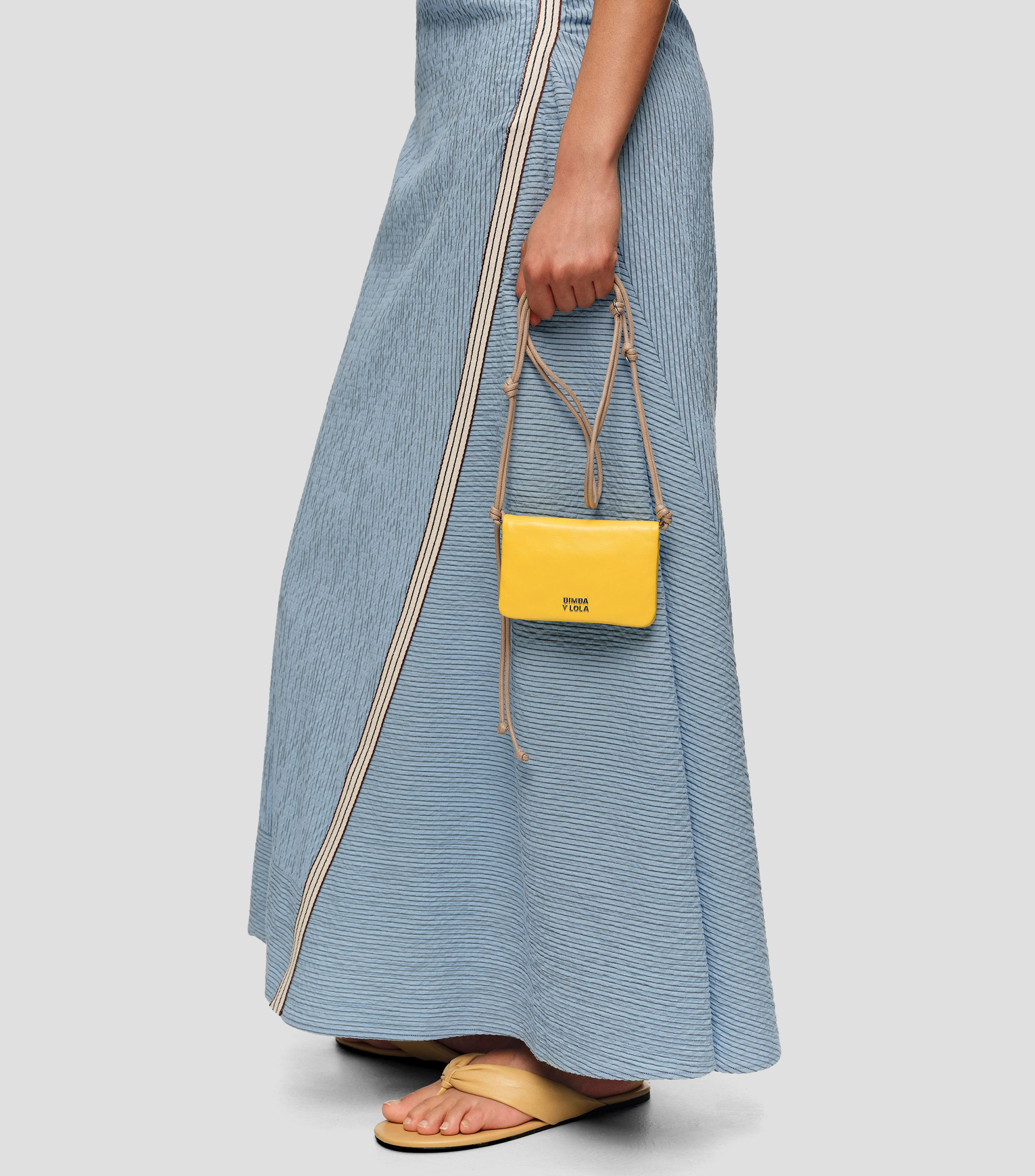 Cartera solapa pequeña piel amarillo Mujer