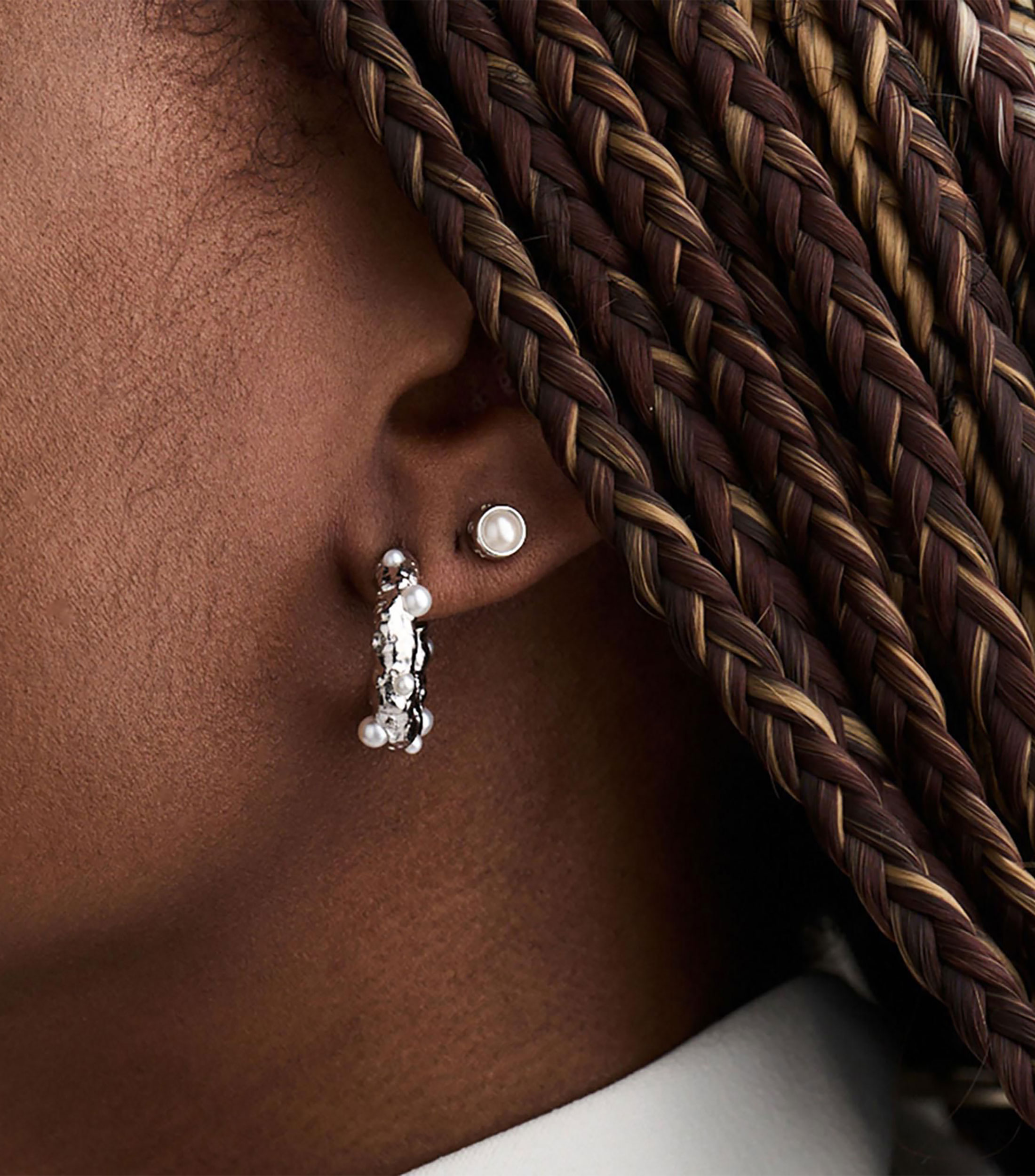 Aretes broquel en Plata Classics con perla Mujer