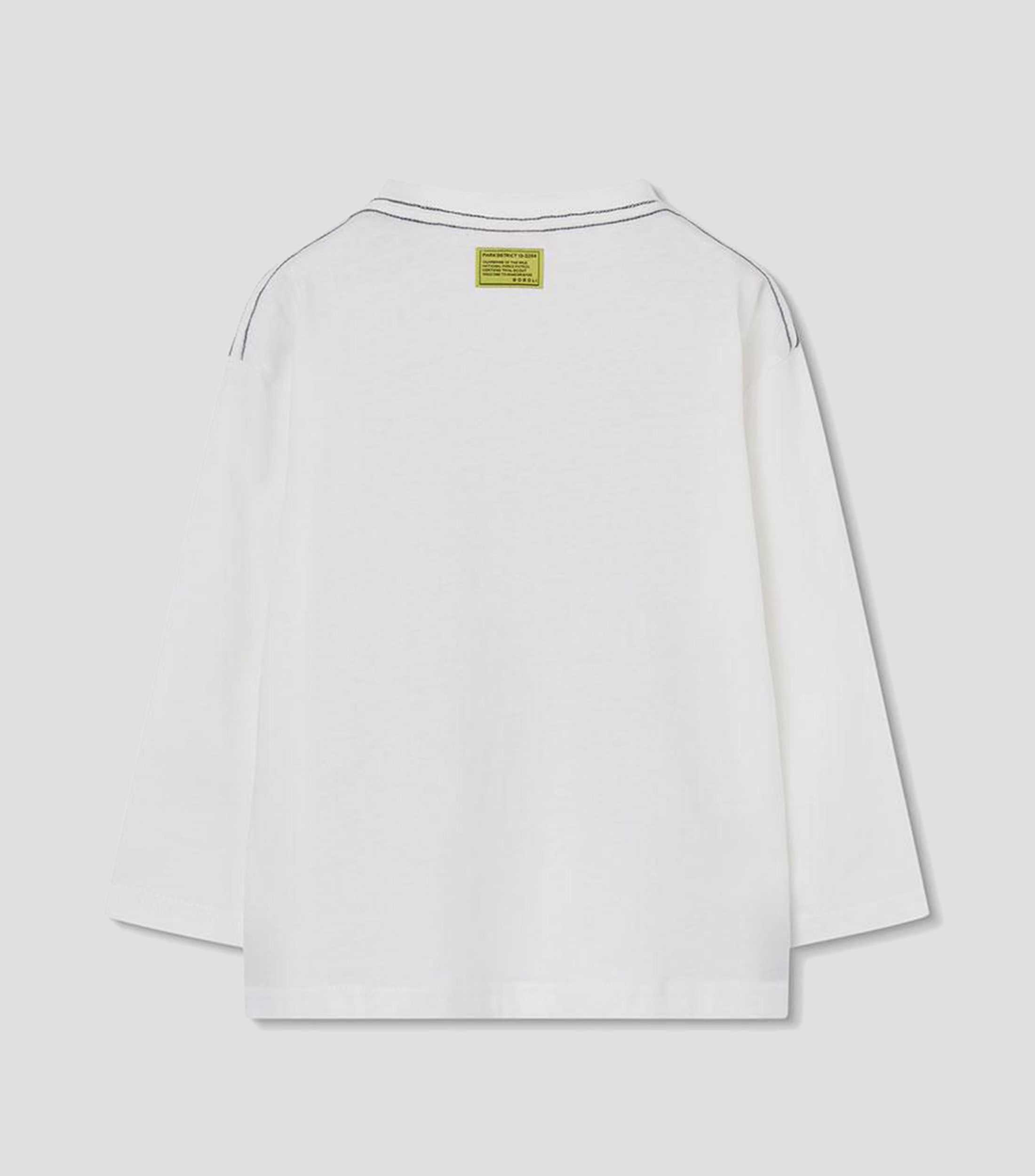 Playera de cuello redondo con manga larga estampada Niño
