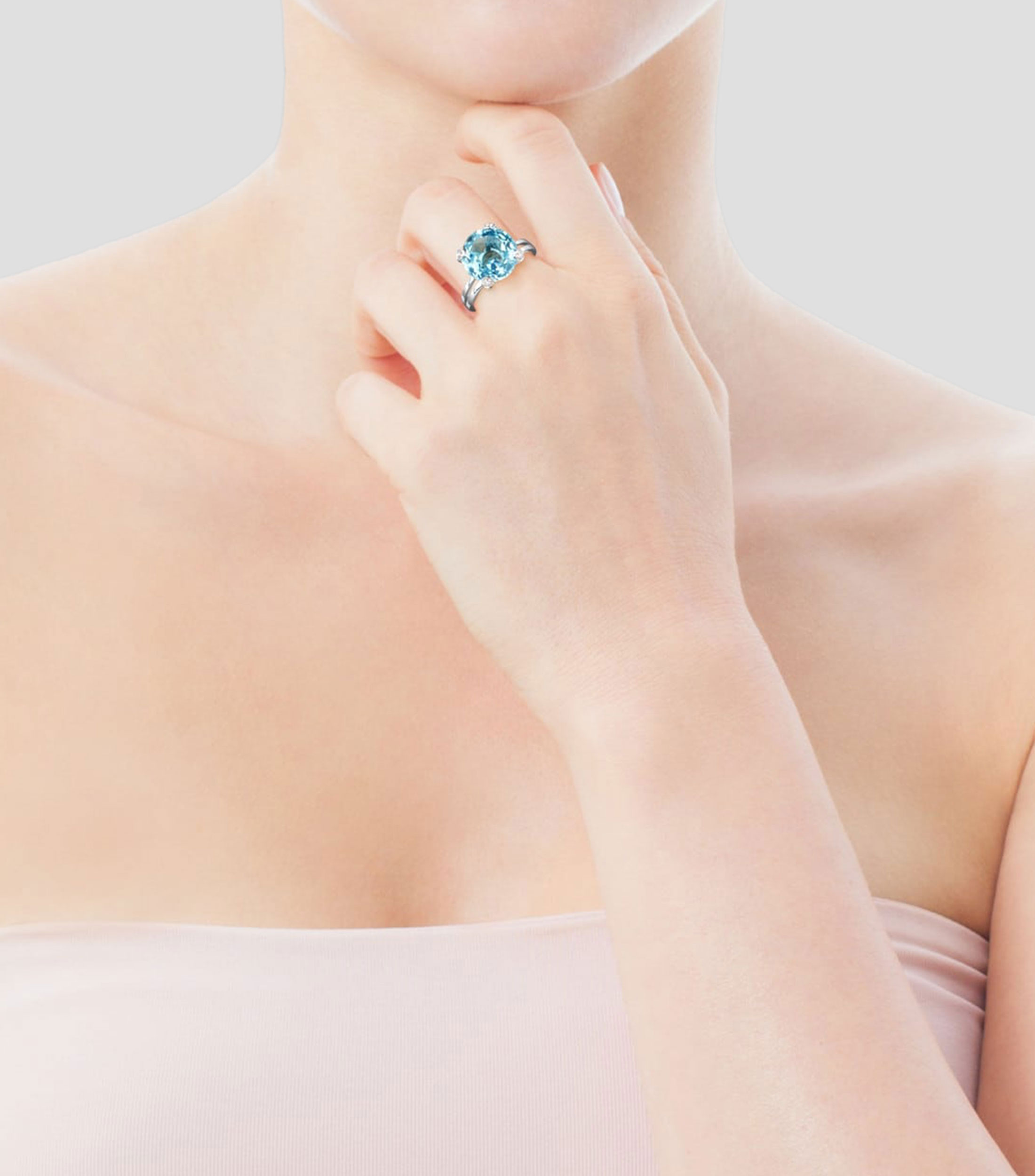 Anillo en oro blanco 18 kilates Color Kings con topacio y diamantes Mujer Talla: 6.5
