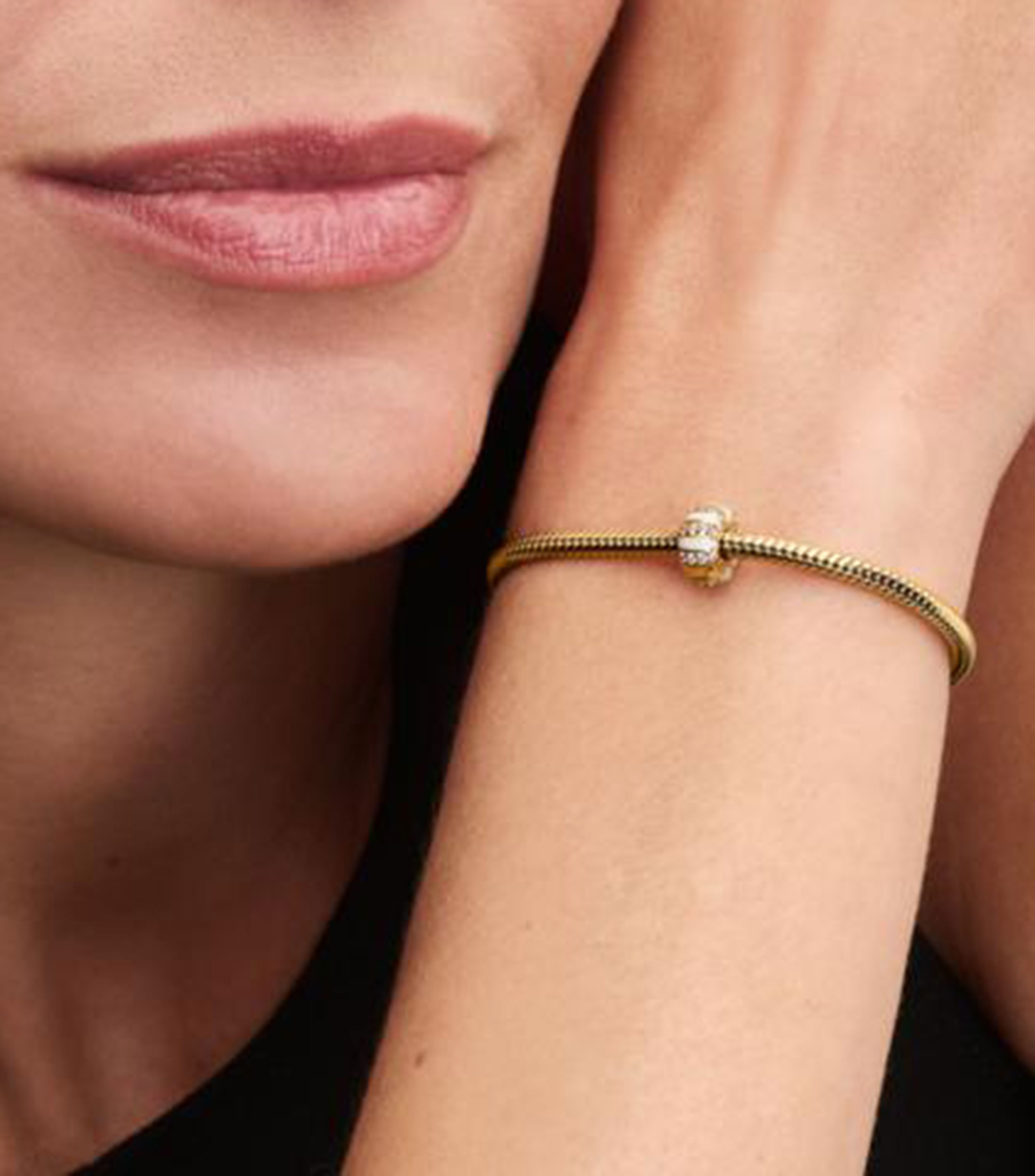 Charm en Plata Mujer