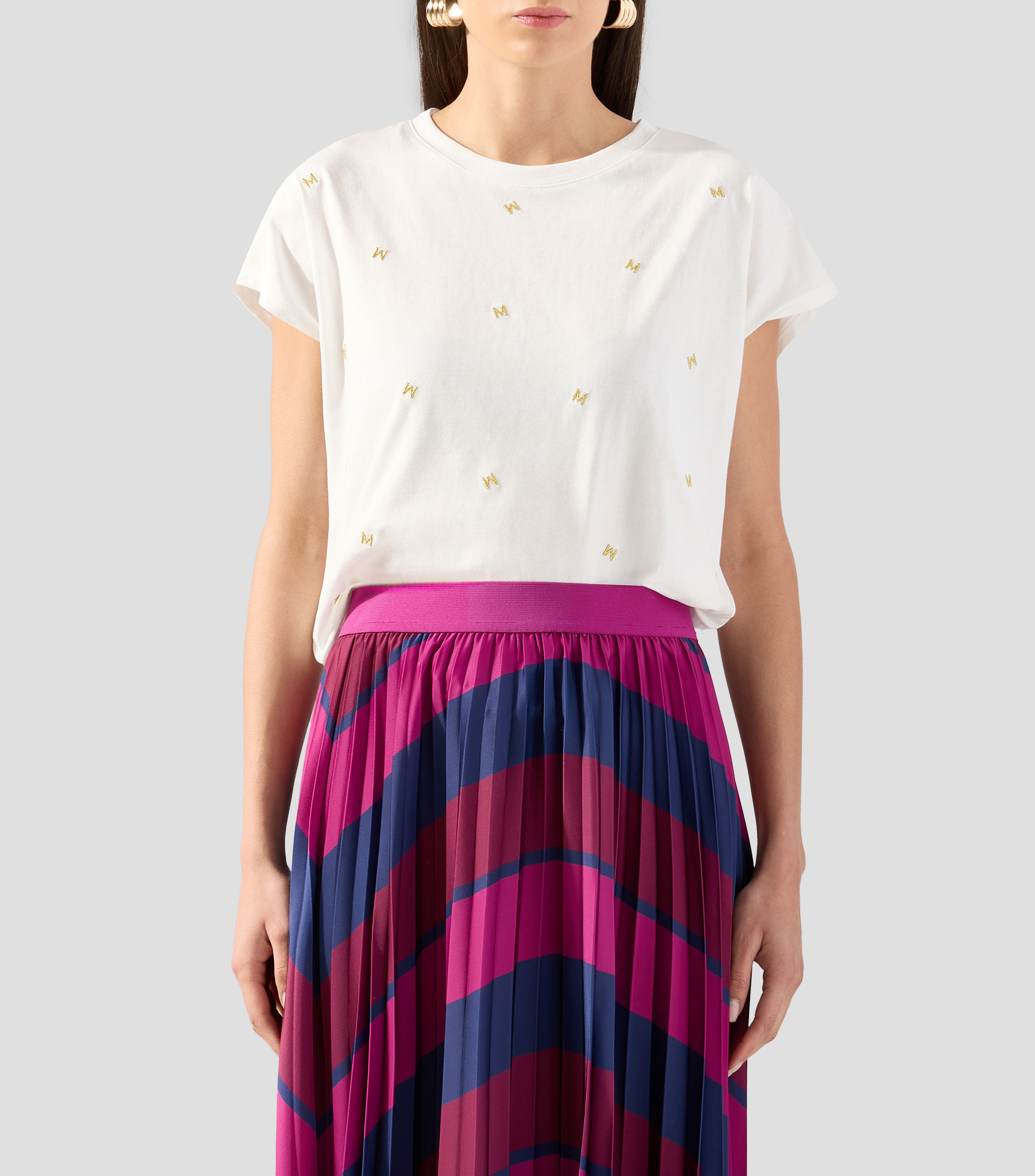 Playera cuello redondo manga corta fantasía Mujer