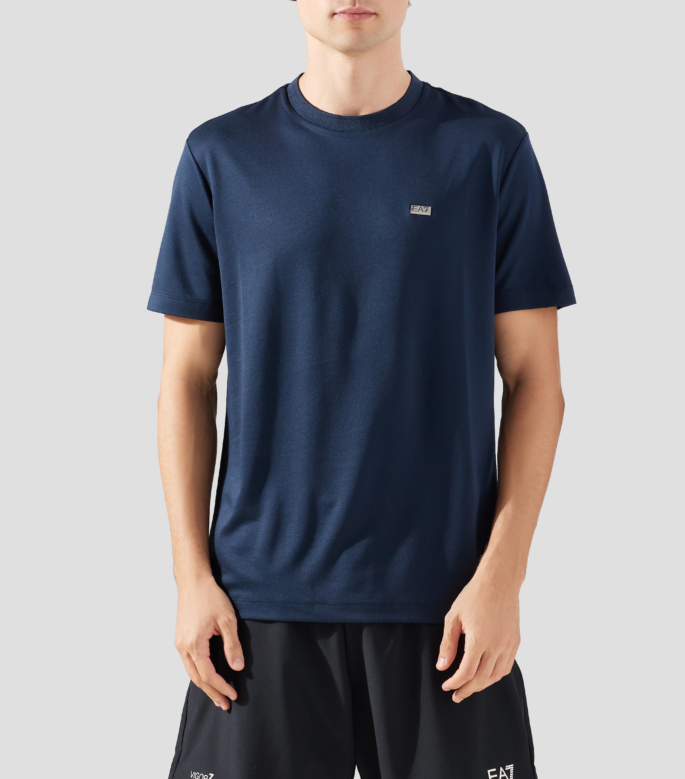 Playera cuello redondo manga corta lisa Hombre