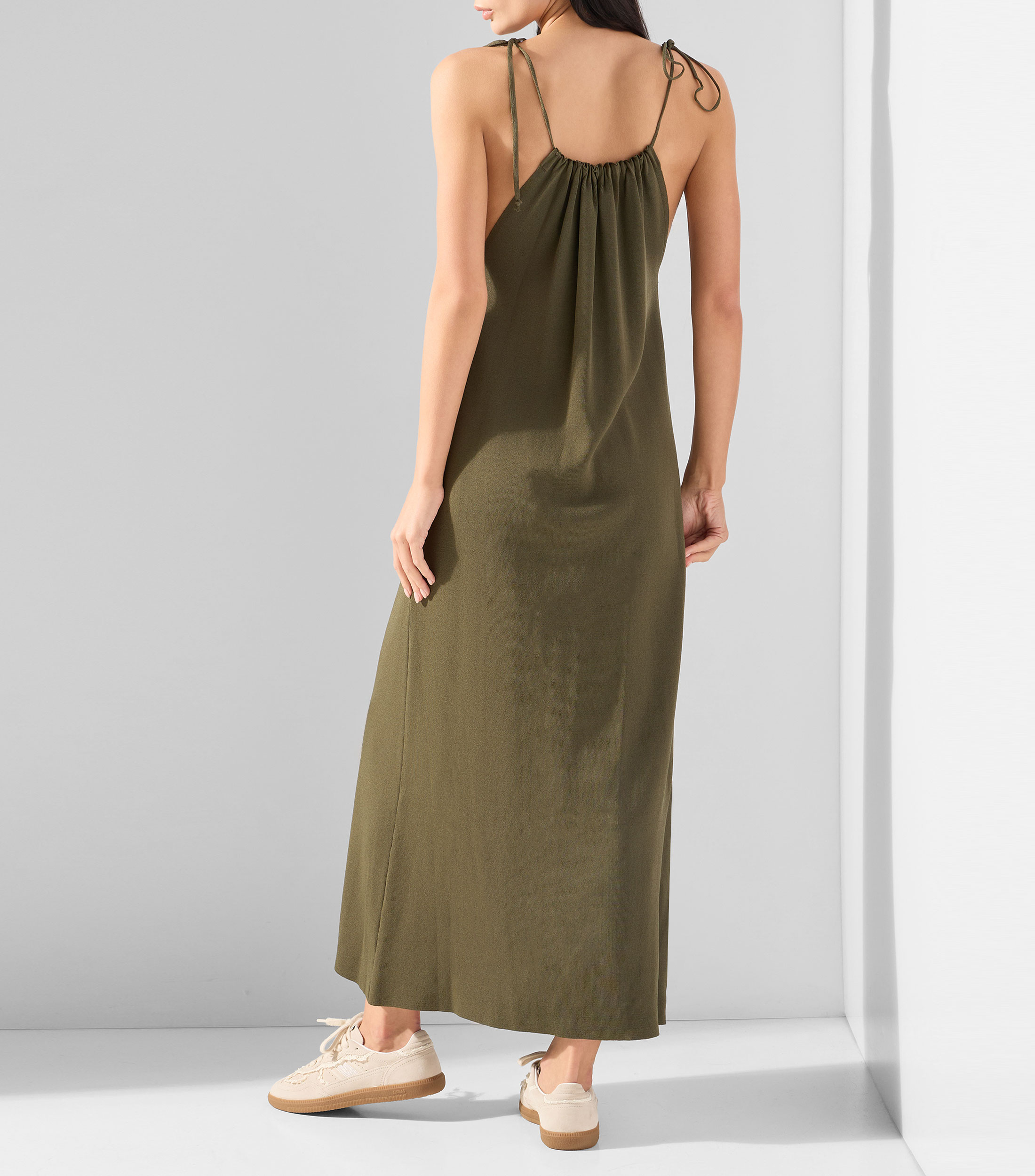Vestido midi liso Mujer