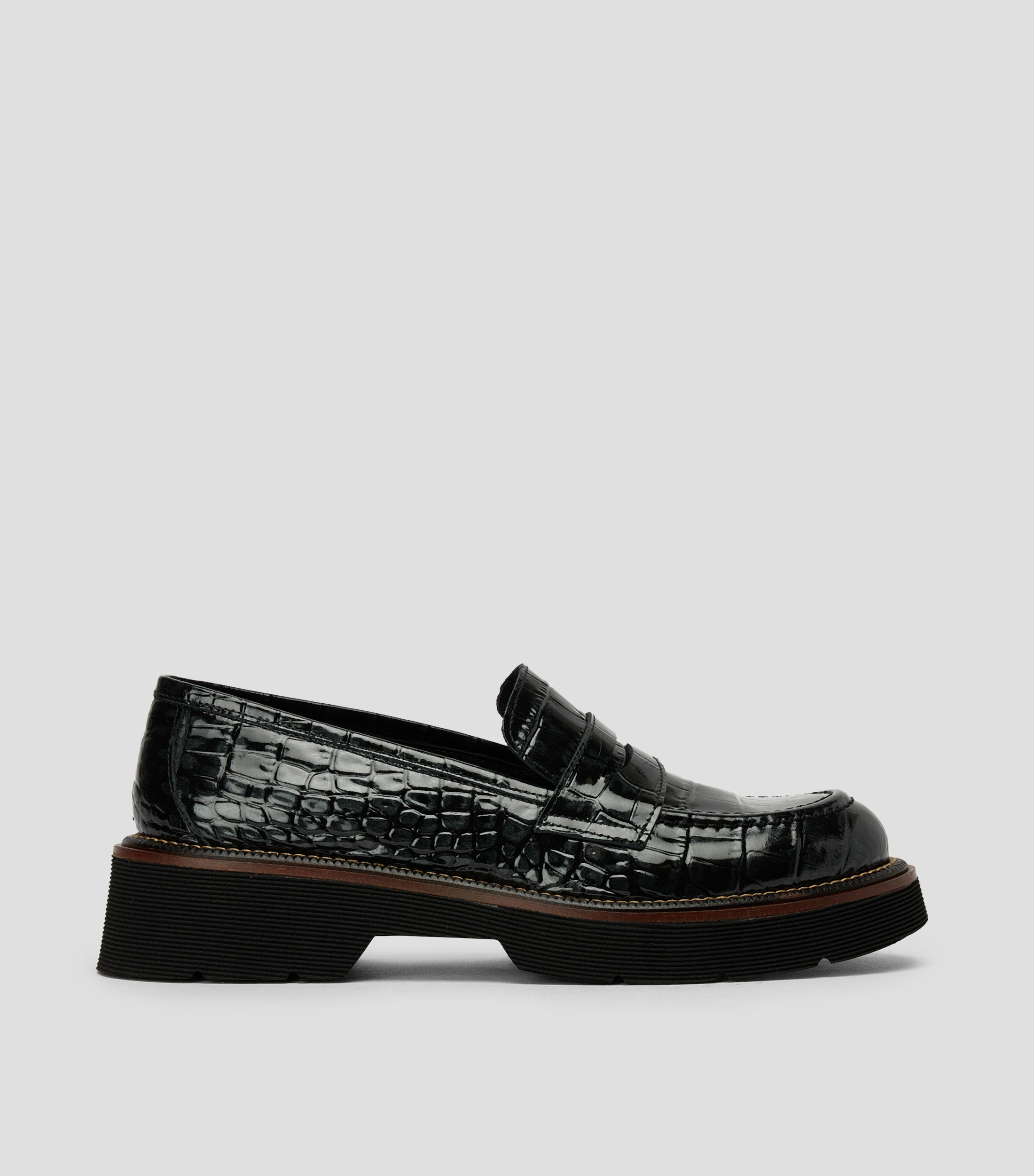 Mocasines con tacón bajo ancho en piel animalskin Mujer