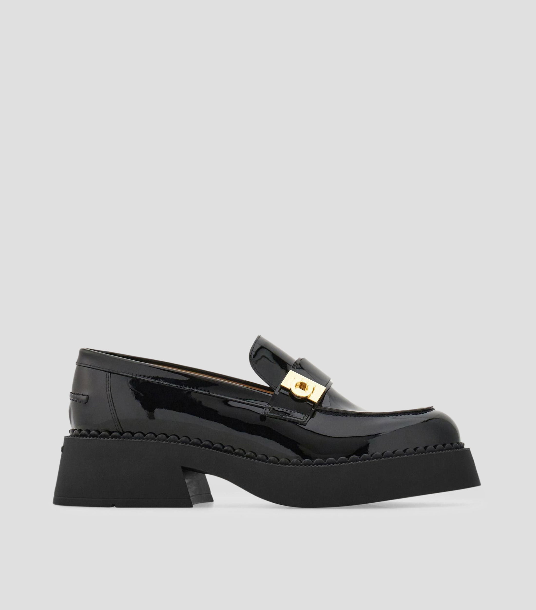 Mocasines bold hebilla Hug Mujer