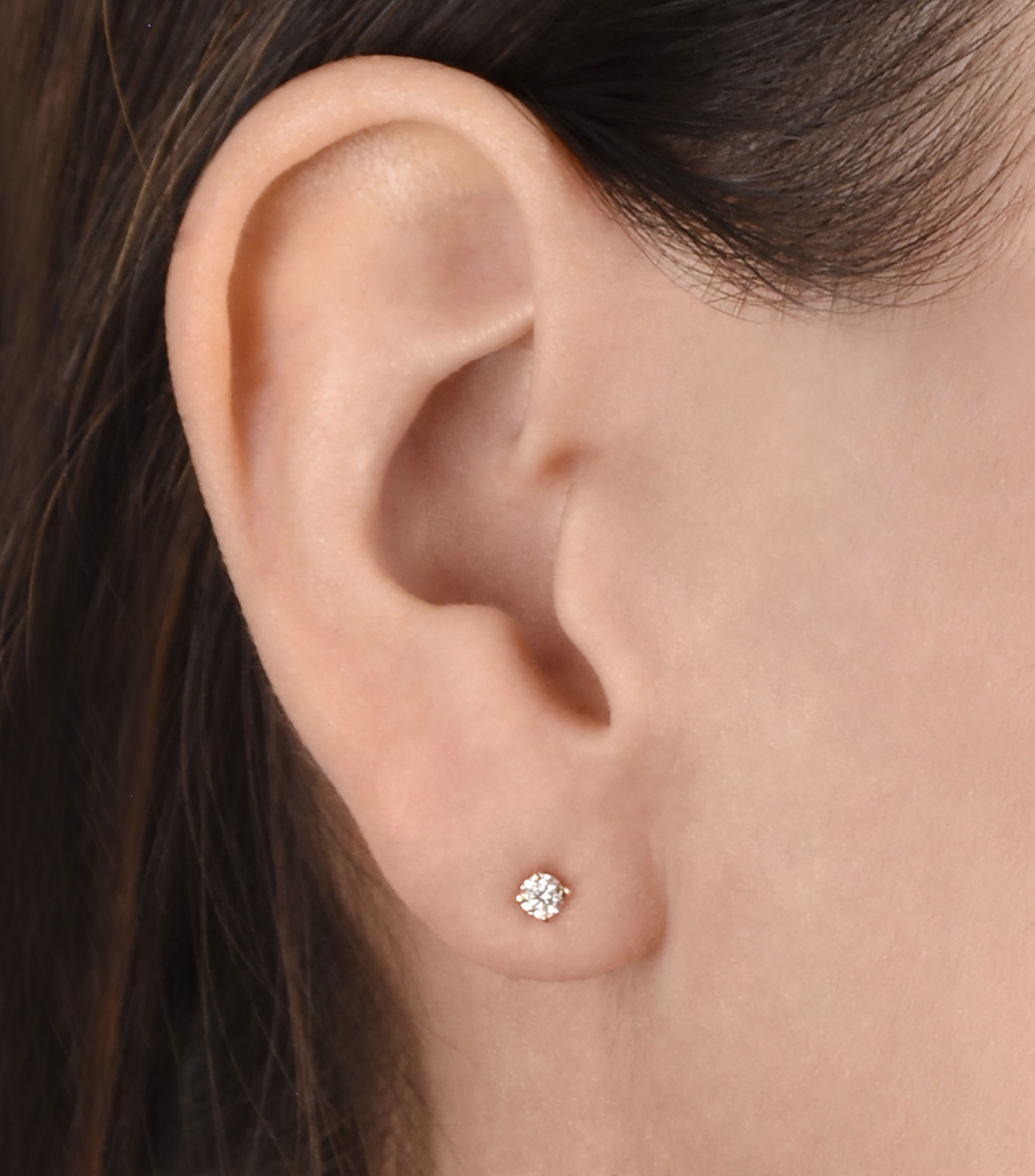 Aretes en oro con diamante Mujer