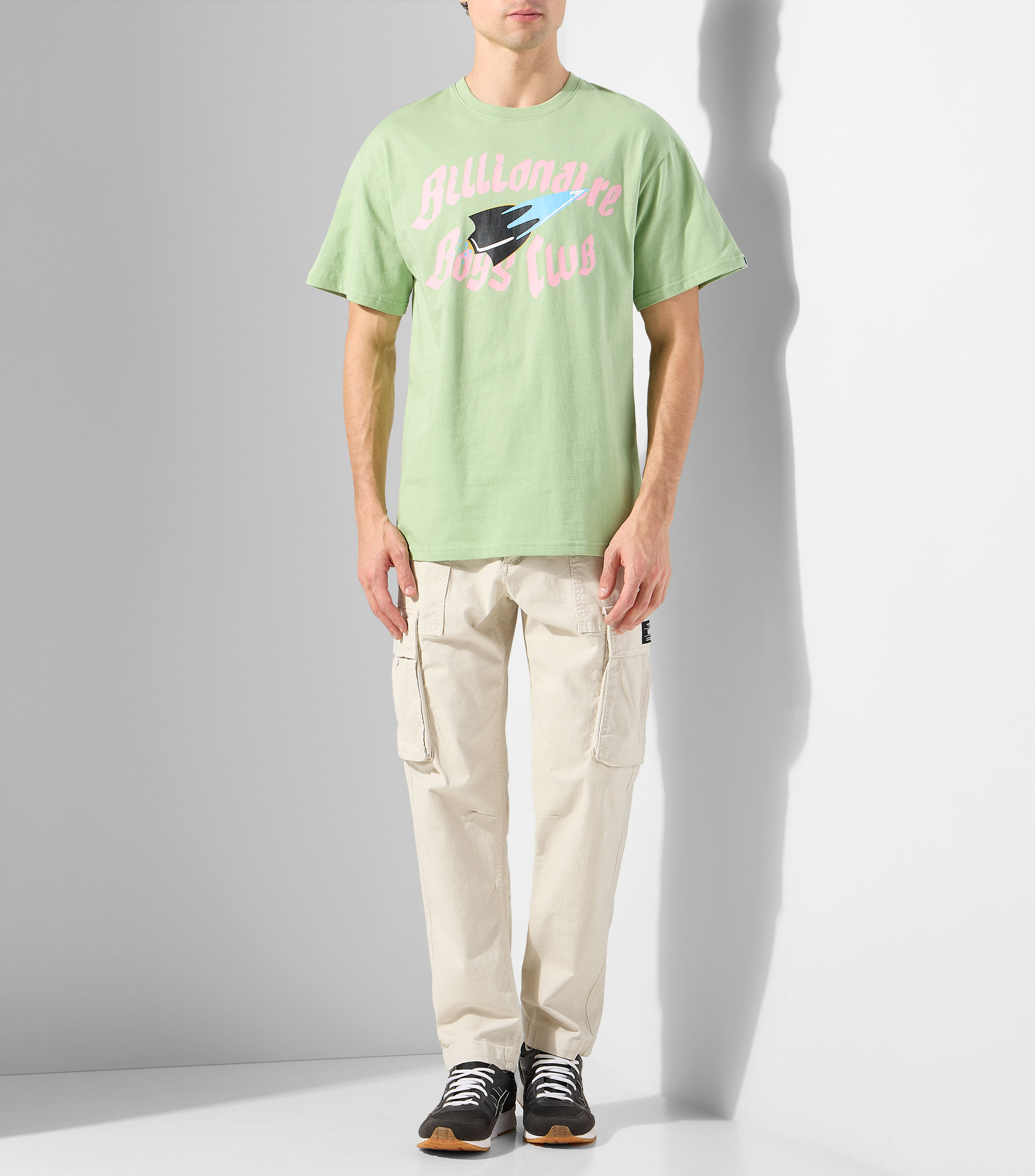 Playera de cuello redondo con manga corta estampada Hombre