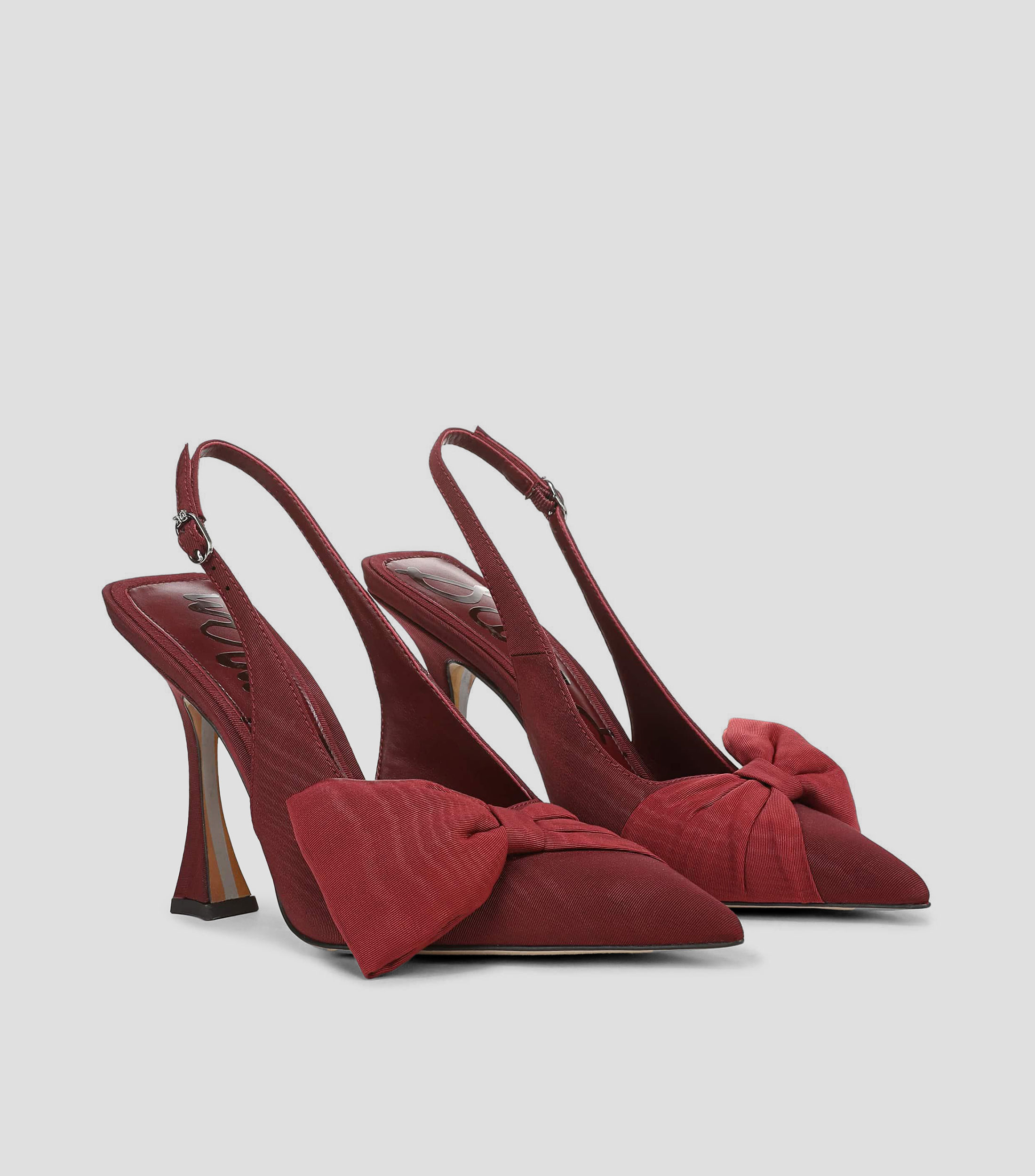 Zapatillas pump con tacón alto de aguja Mujer