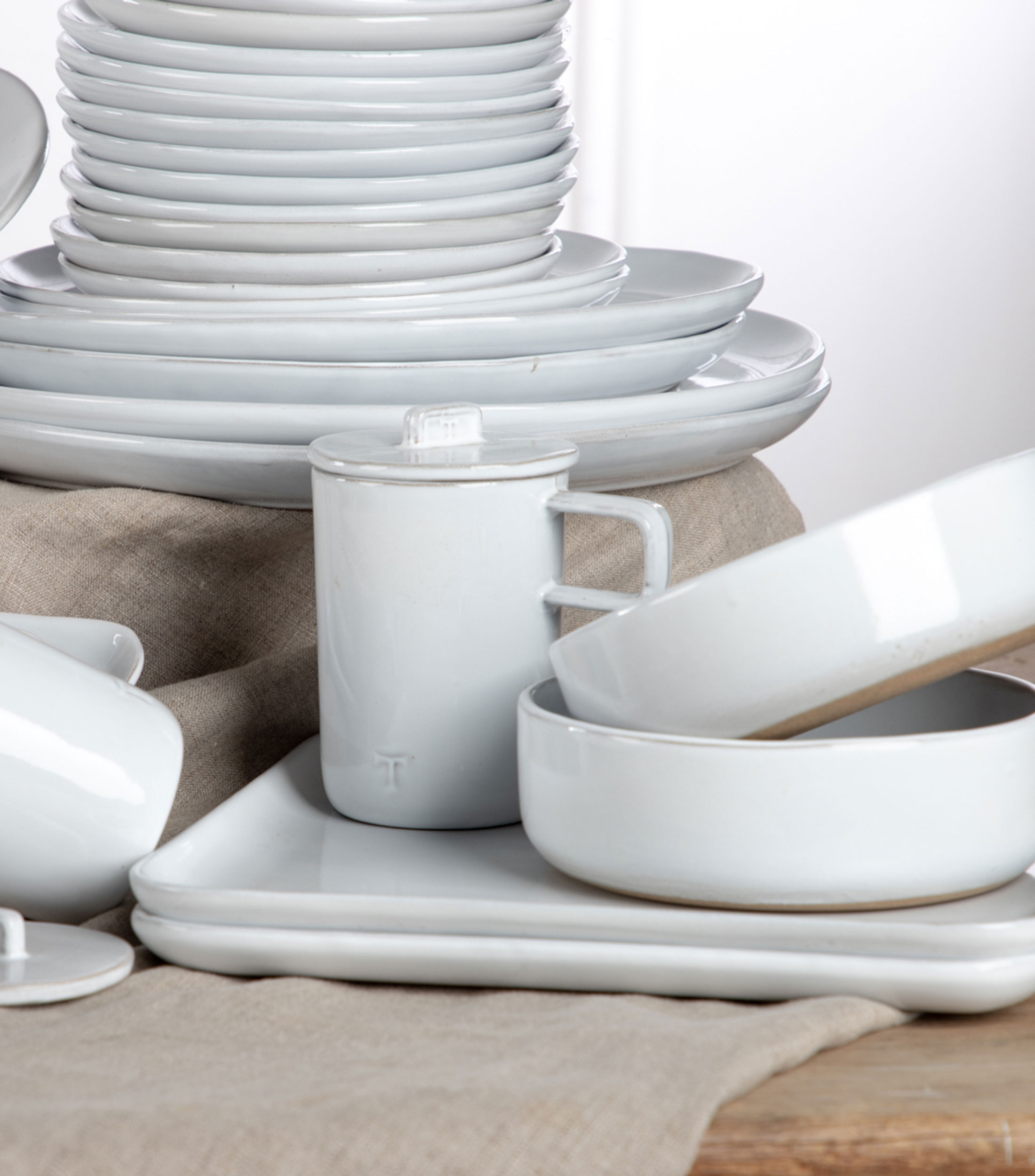 Taza para café con tapa Neo blanca