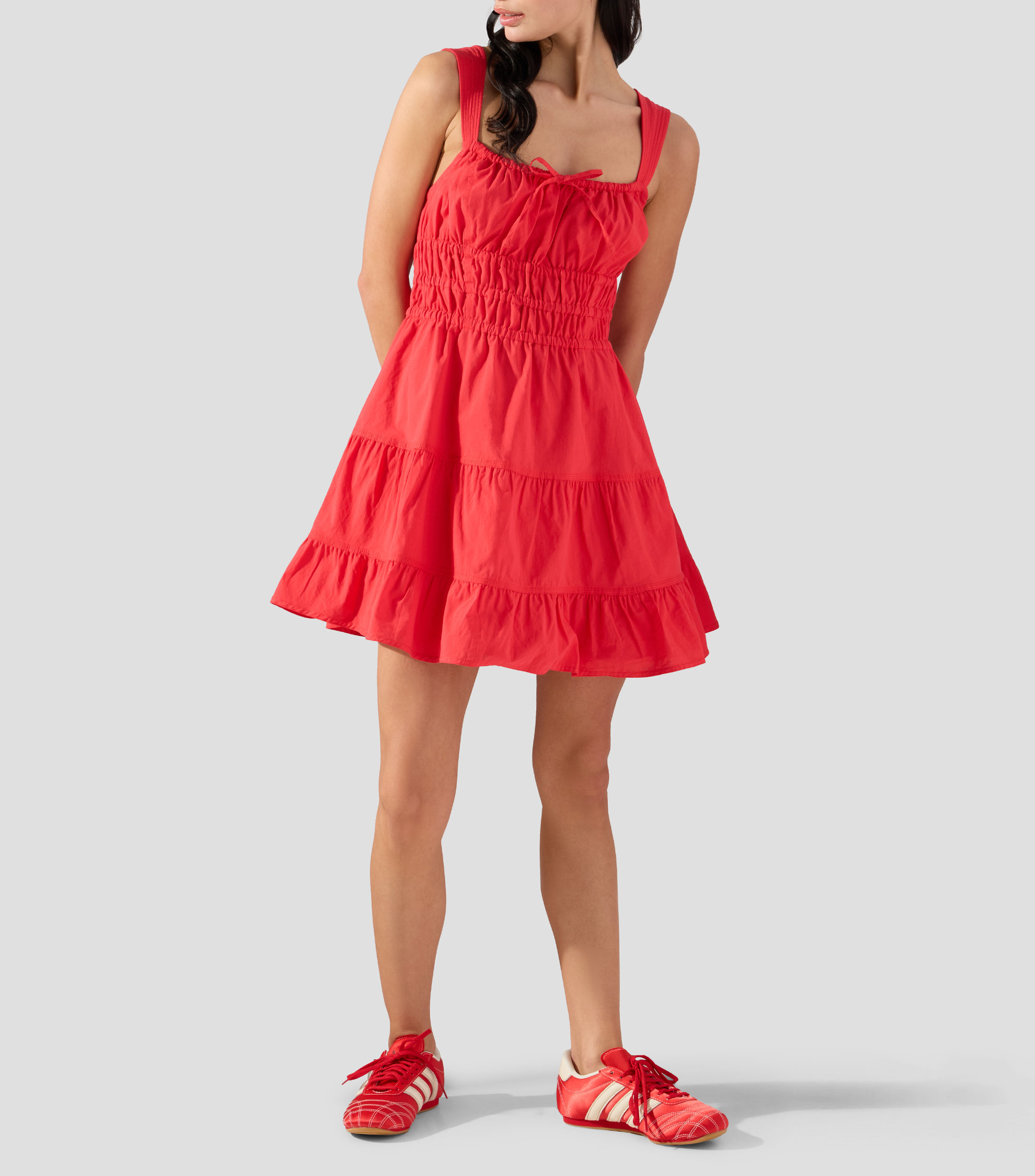 Vestido corto liso Mujer