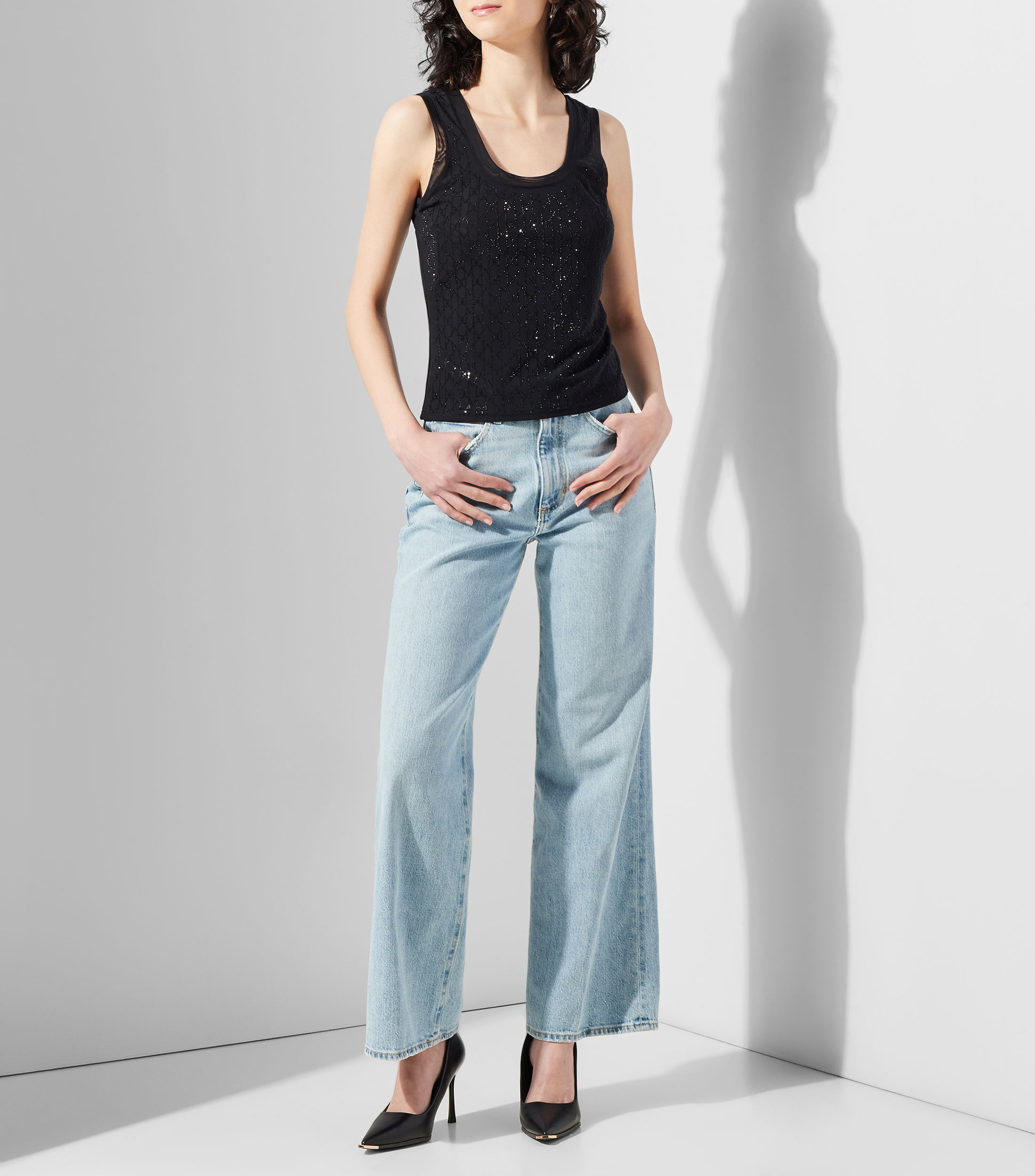 Blusa diseño fantasía sin mangas Mujer
