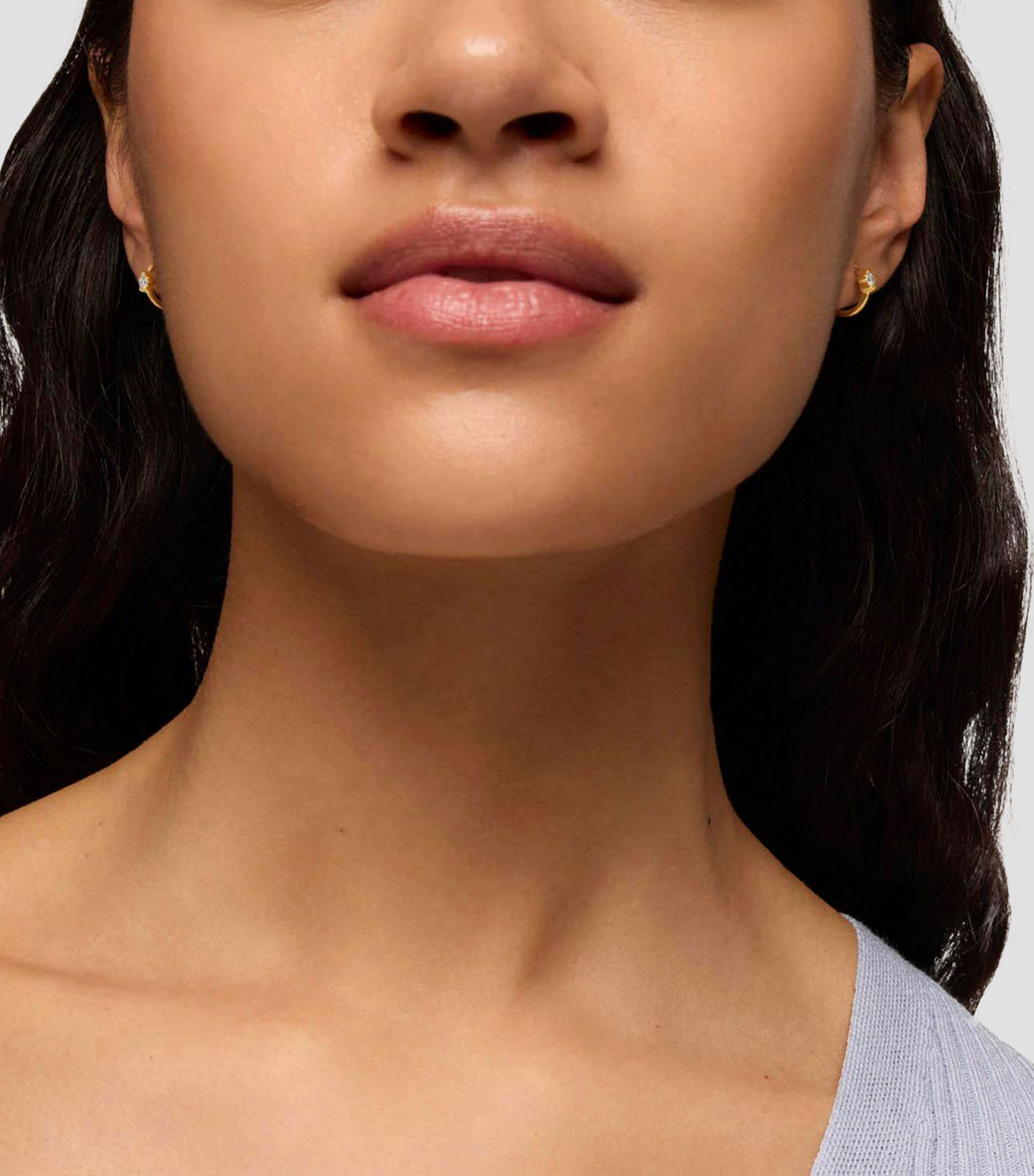 Aretes en oro de 14 Kilates en forma de aro con diamantes Lili Motives Mujer