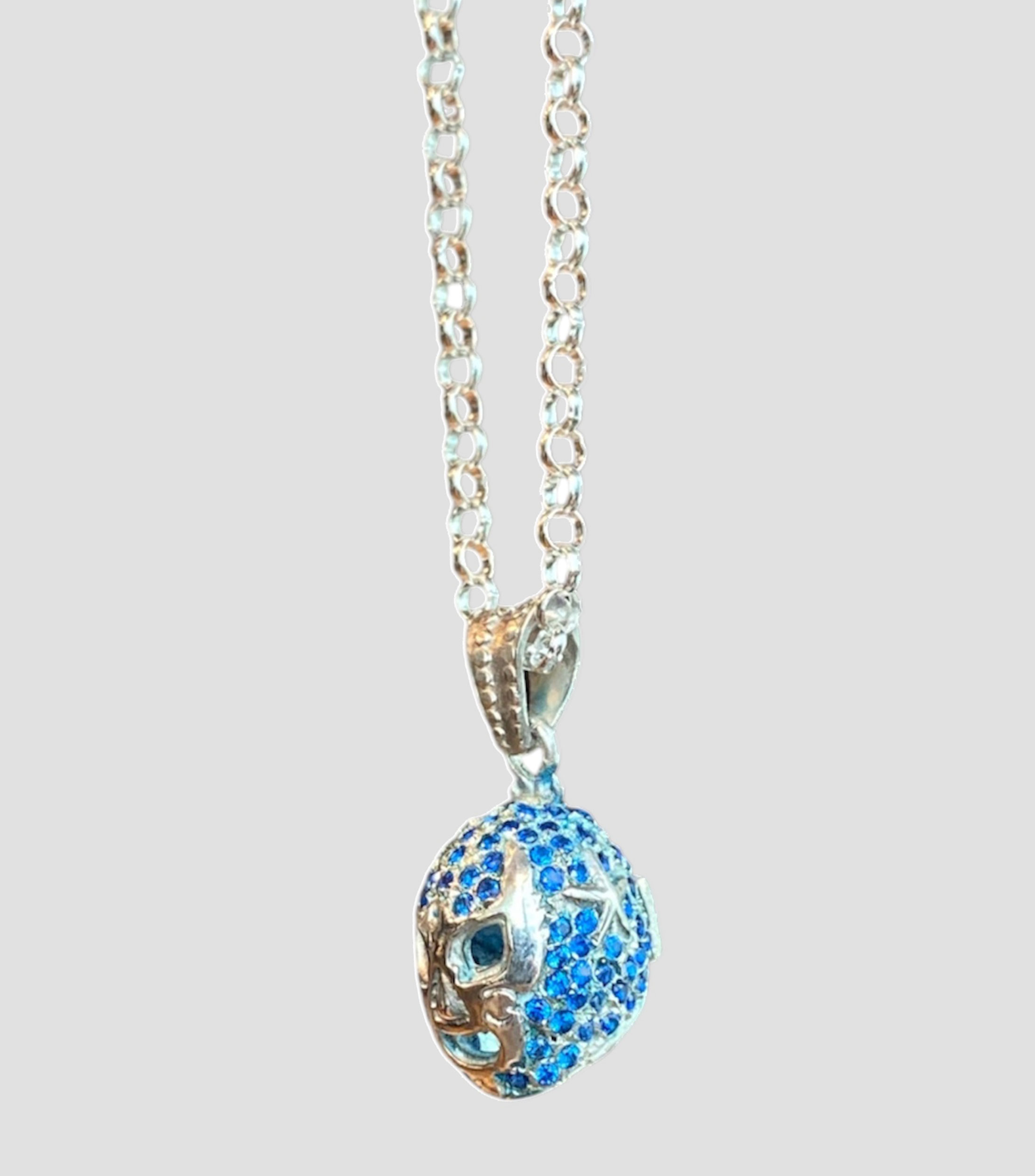 Dije en Plata .925 con Zirconias Hombre