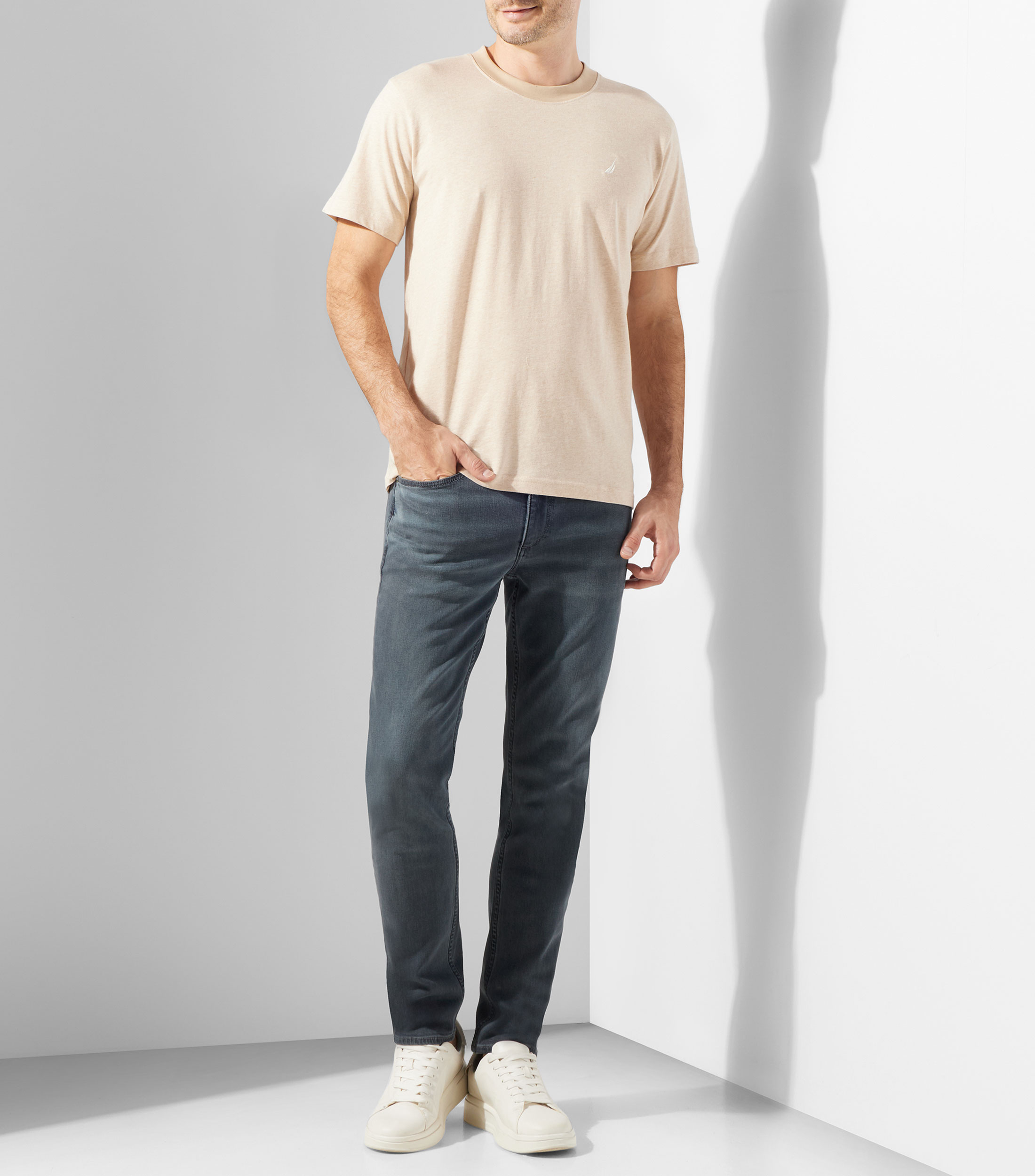 Playera cuello redondo manga corta lisa Hombre